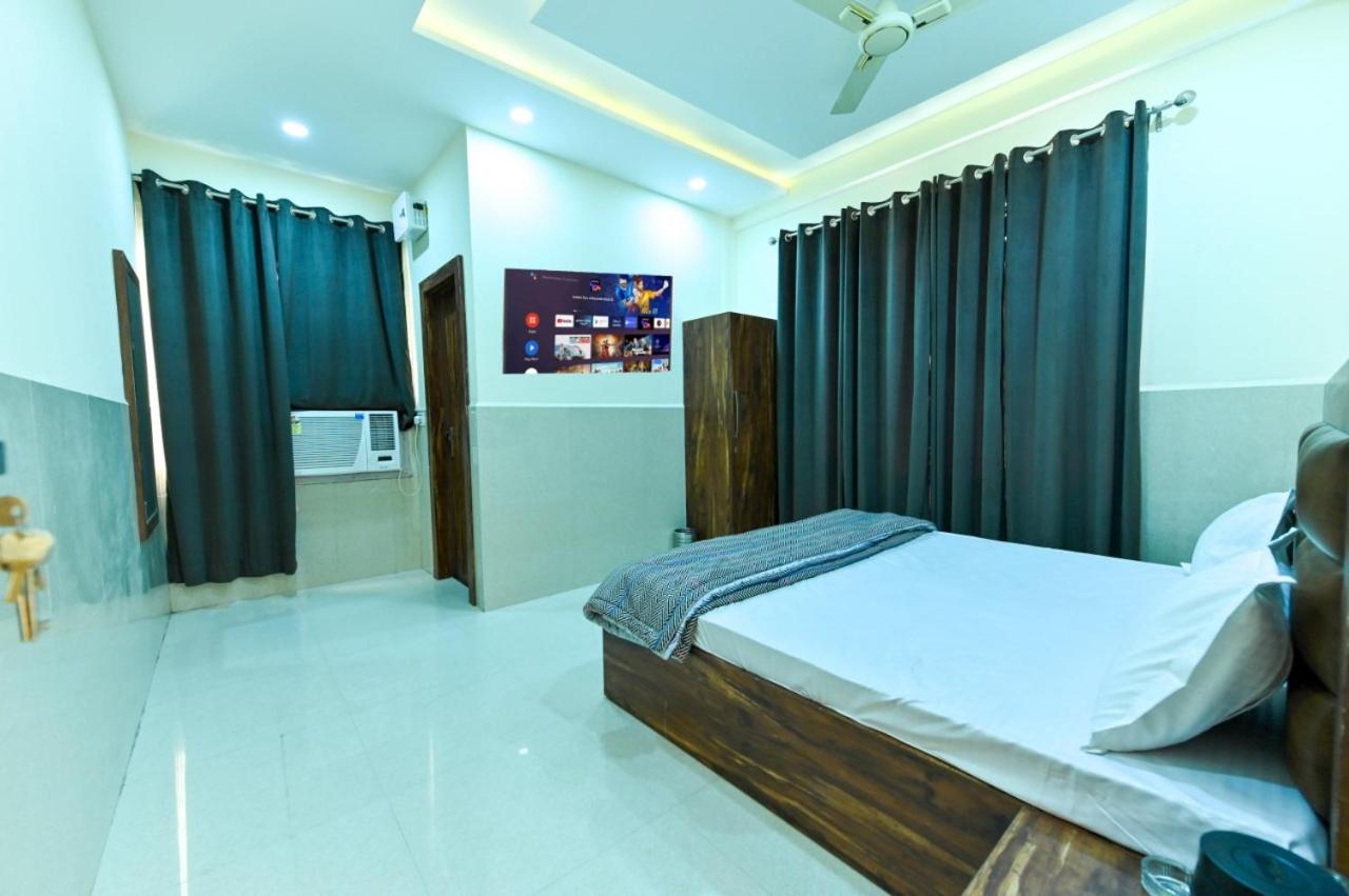 Standard Double Room - Photo 2
