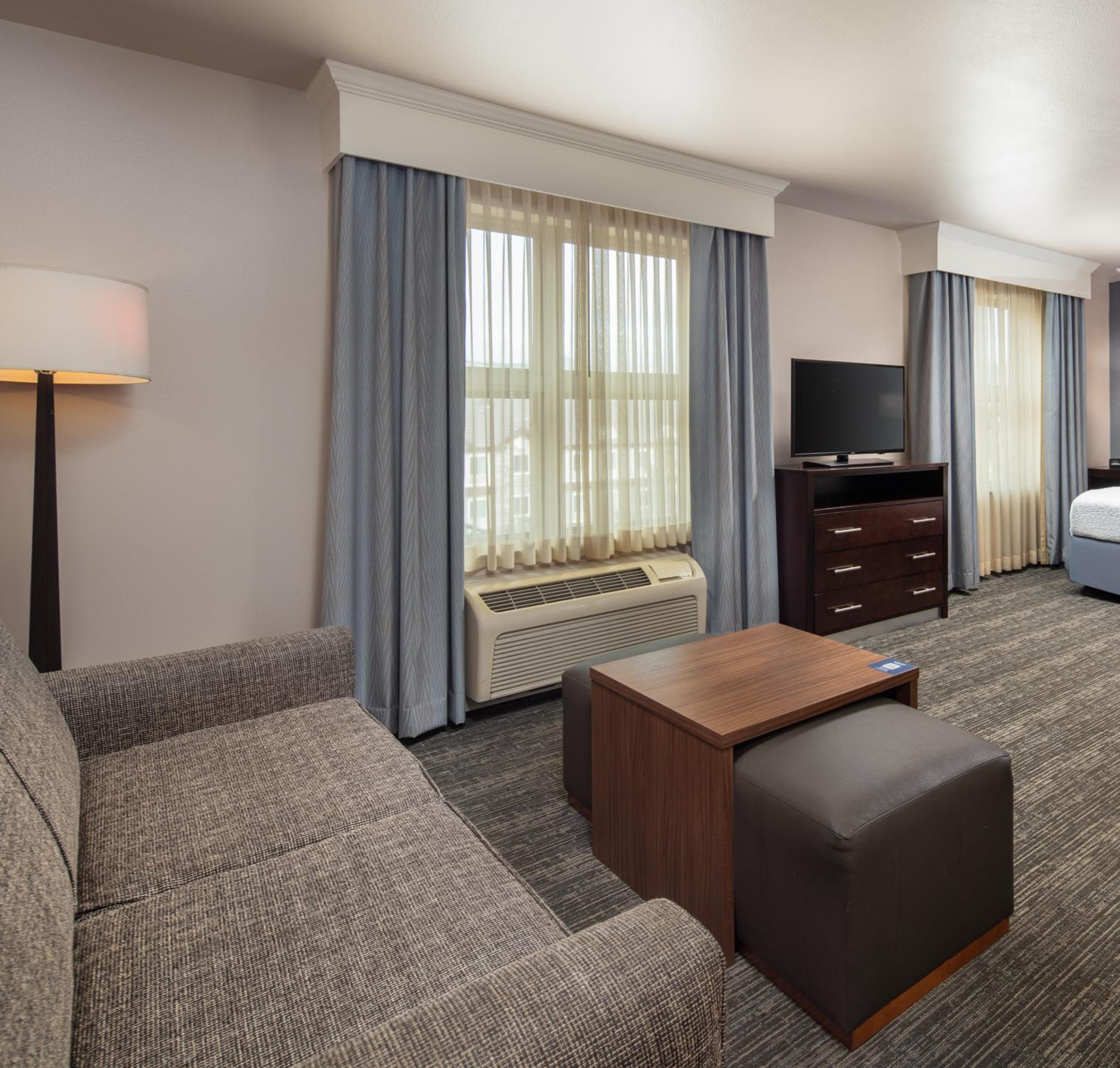King Studio Suite - Non-Smoking - Photo 4