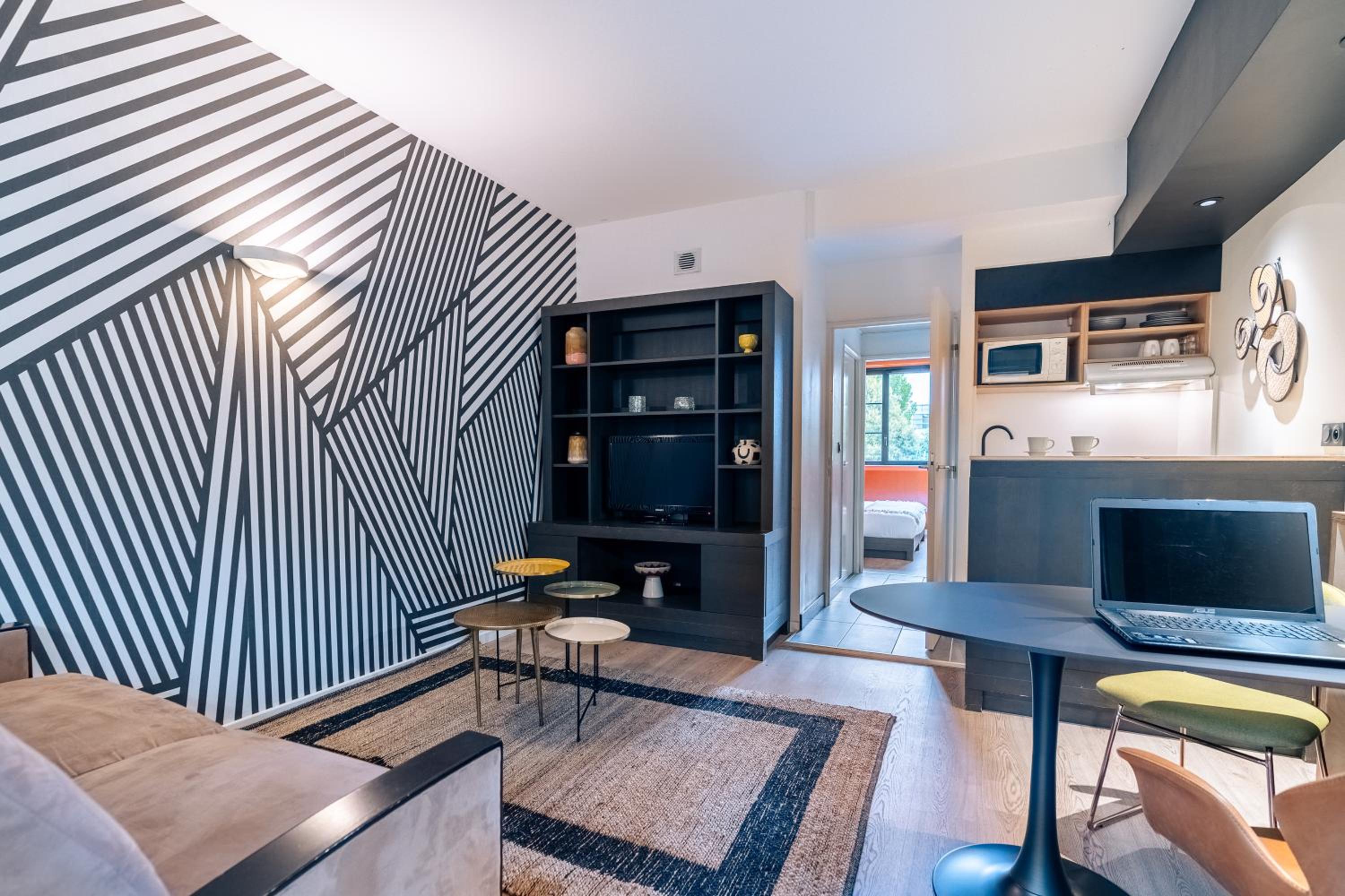 One-Bedroom Apartment - Twin