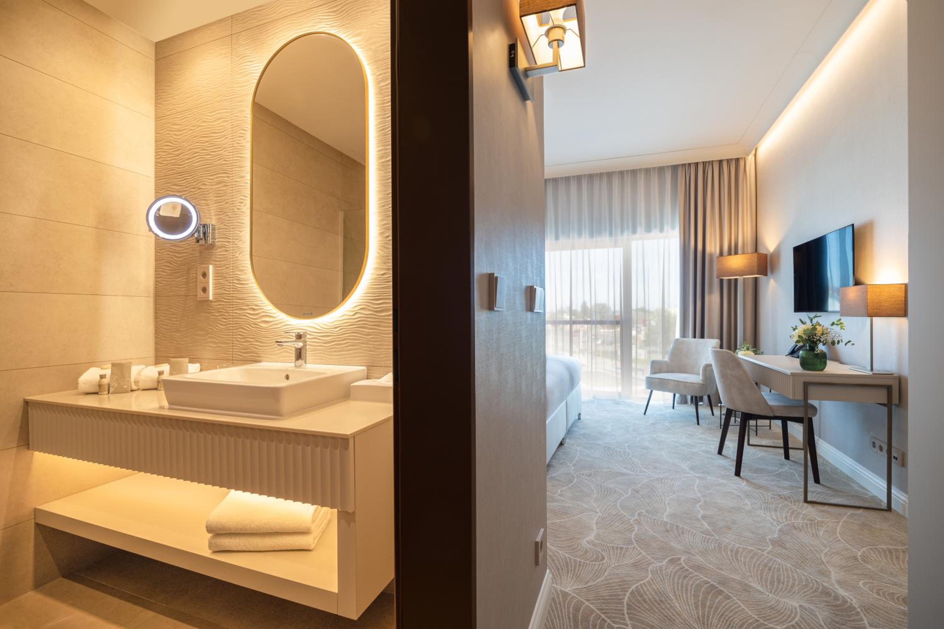 Double Room - Photo 2
