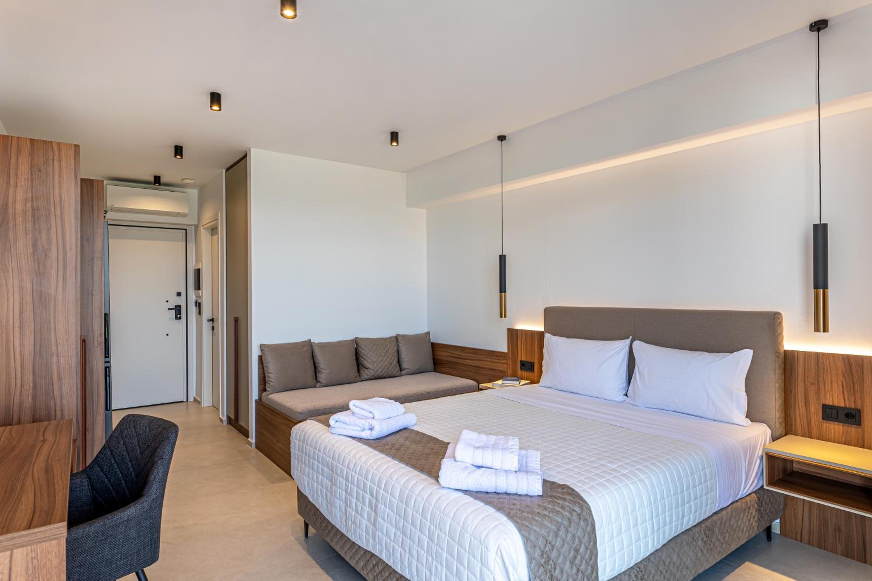 Superior Apartment - Photo 2