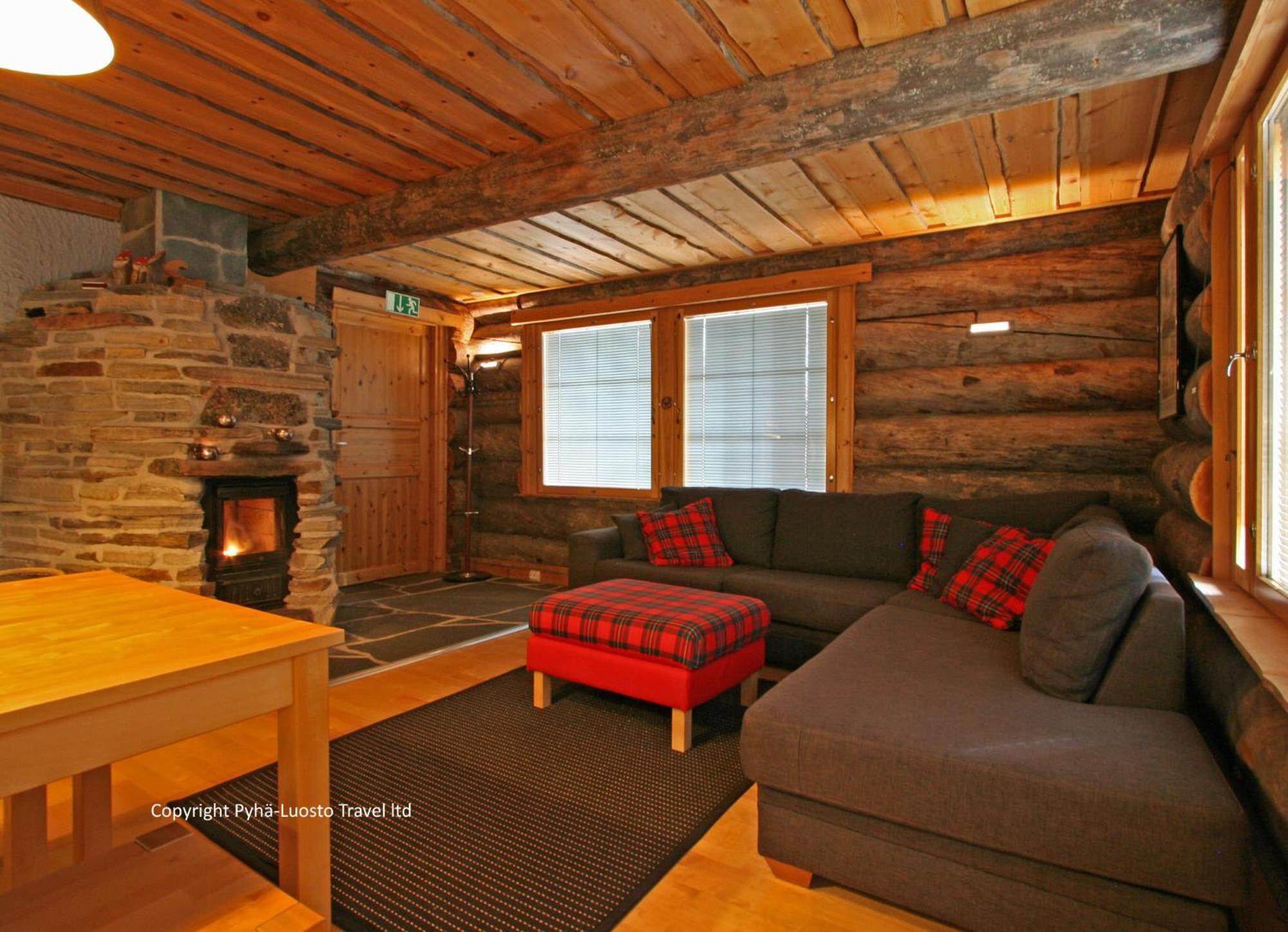 Four-Bedroom House photo 1