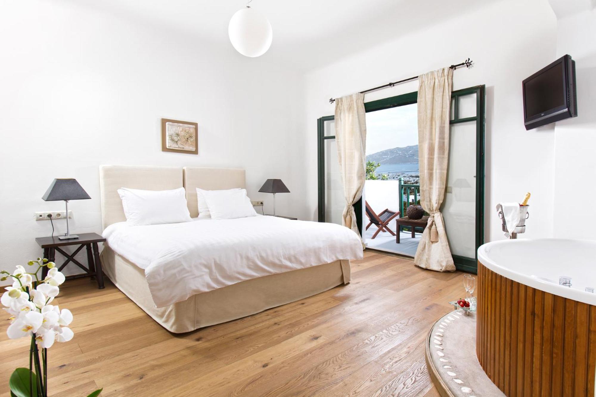 Junior Suite with Sea View - Photo 4