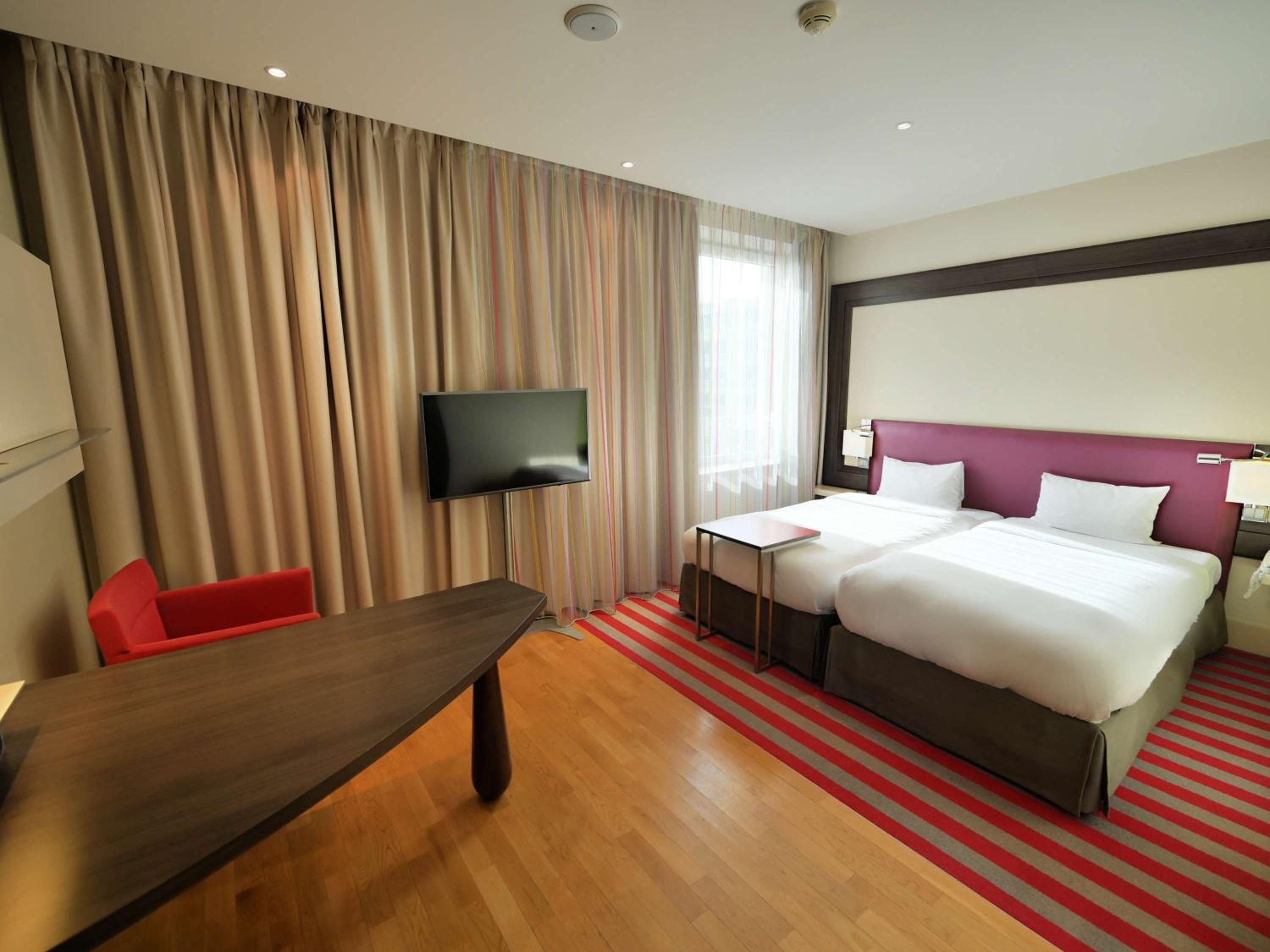 Classic Double Room with Twin Beds - Photo 1