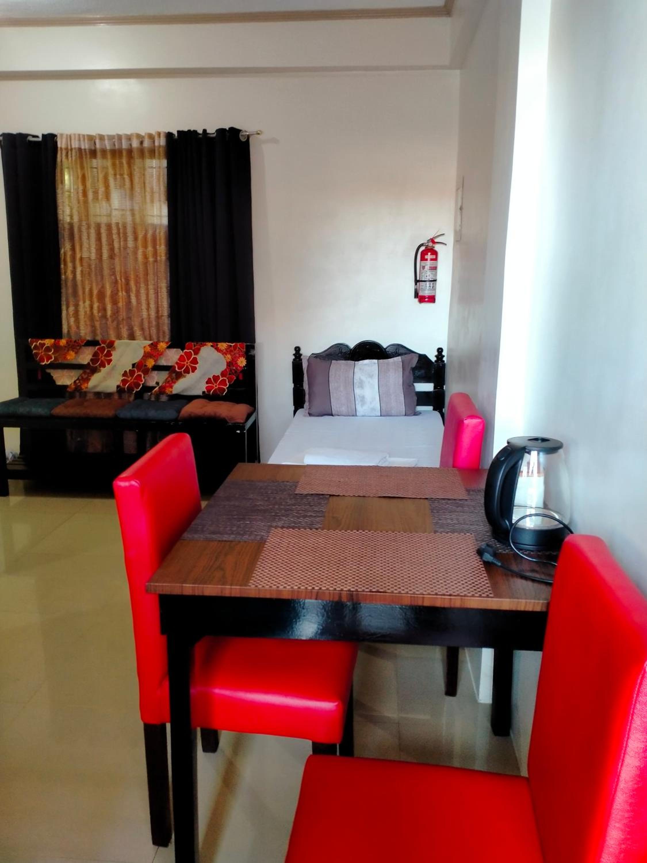 Deluxe Double Room - Photo 19
