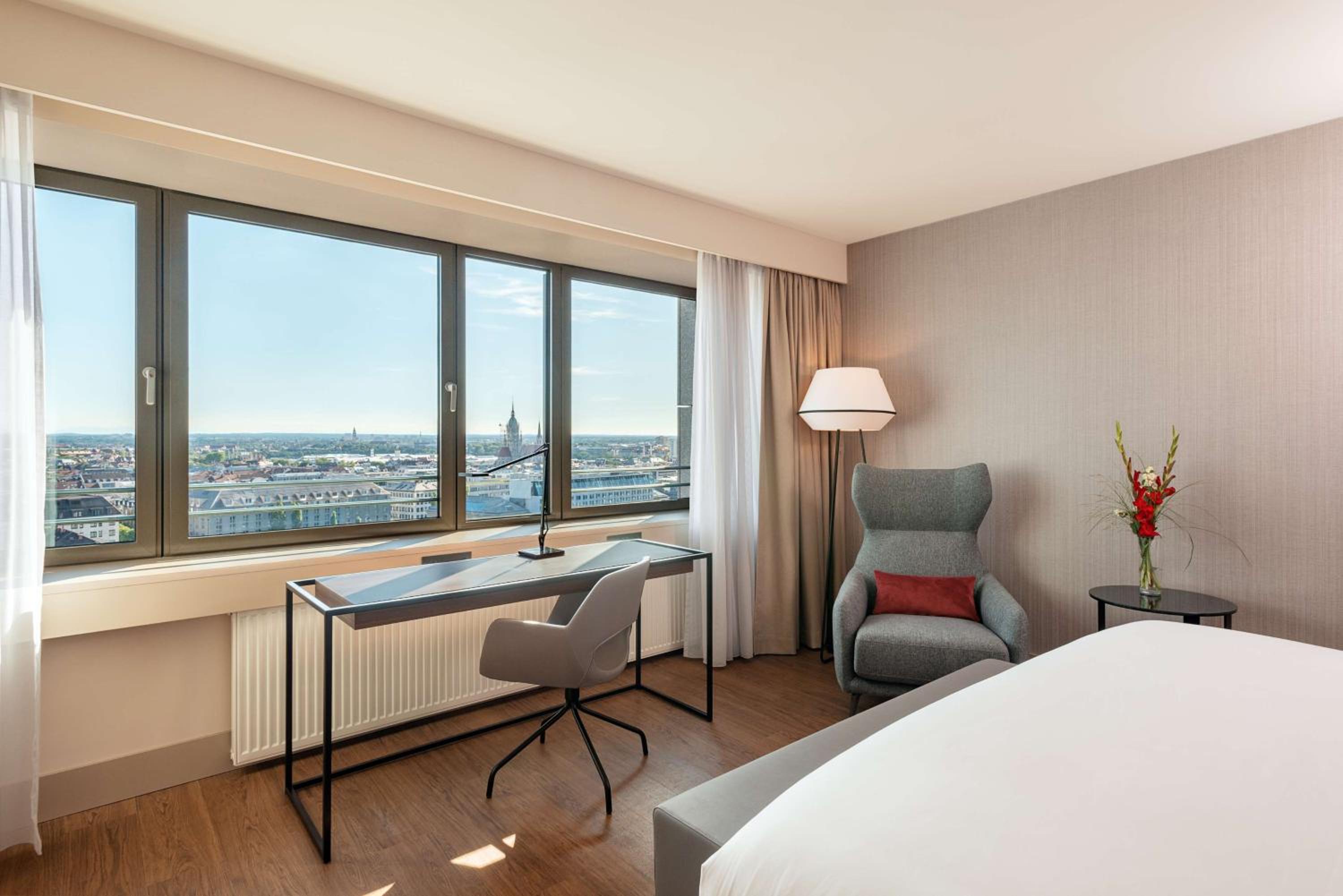 Premium Double or Twin Room with View - Photo 1