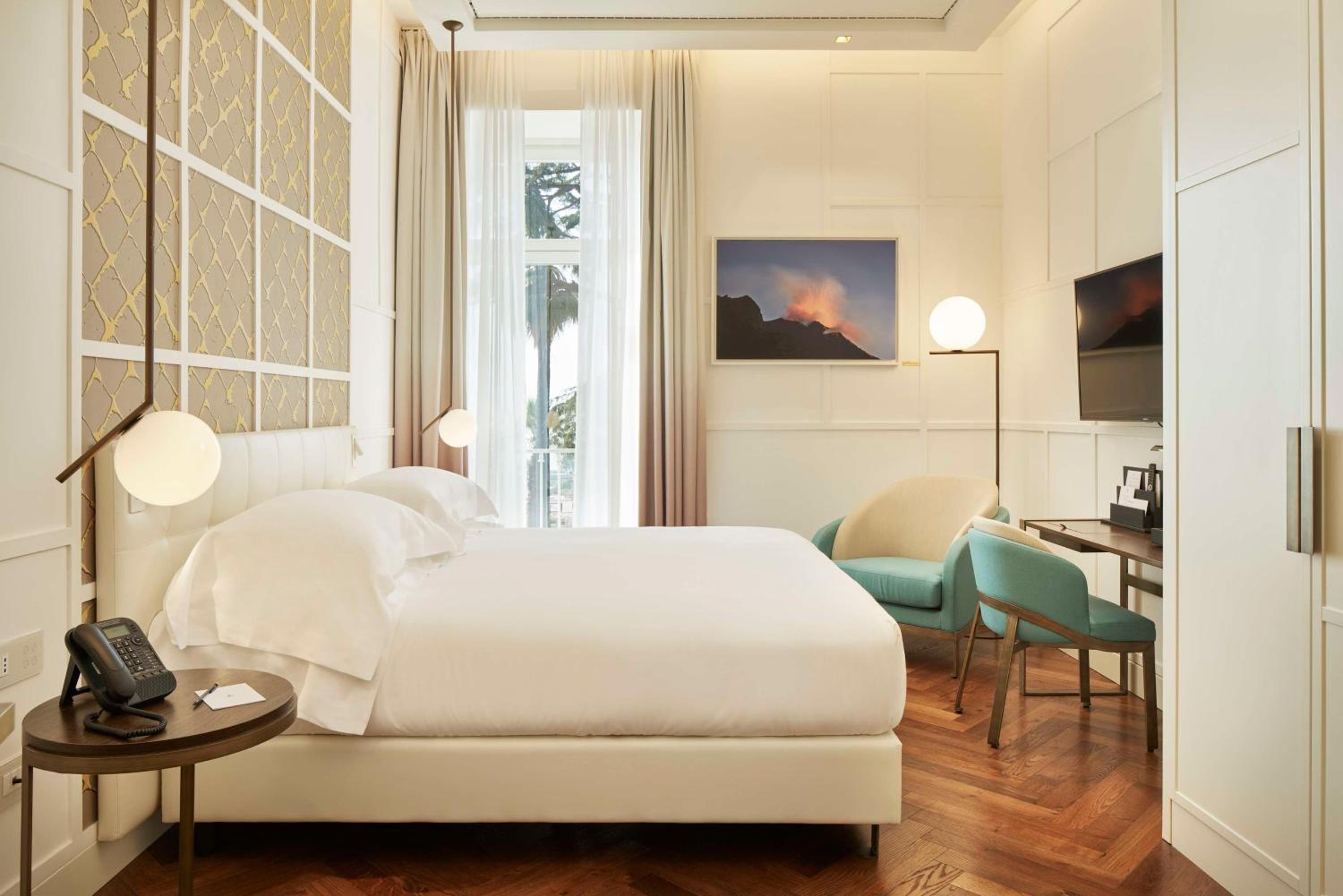 King Room - Mobility Accessible