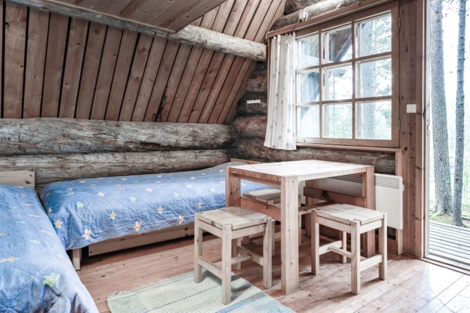 Summer Cabin with shared bathroom photo 3