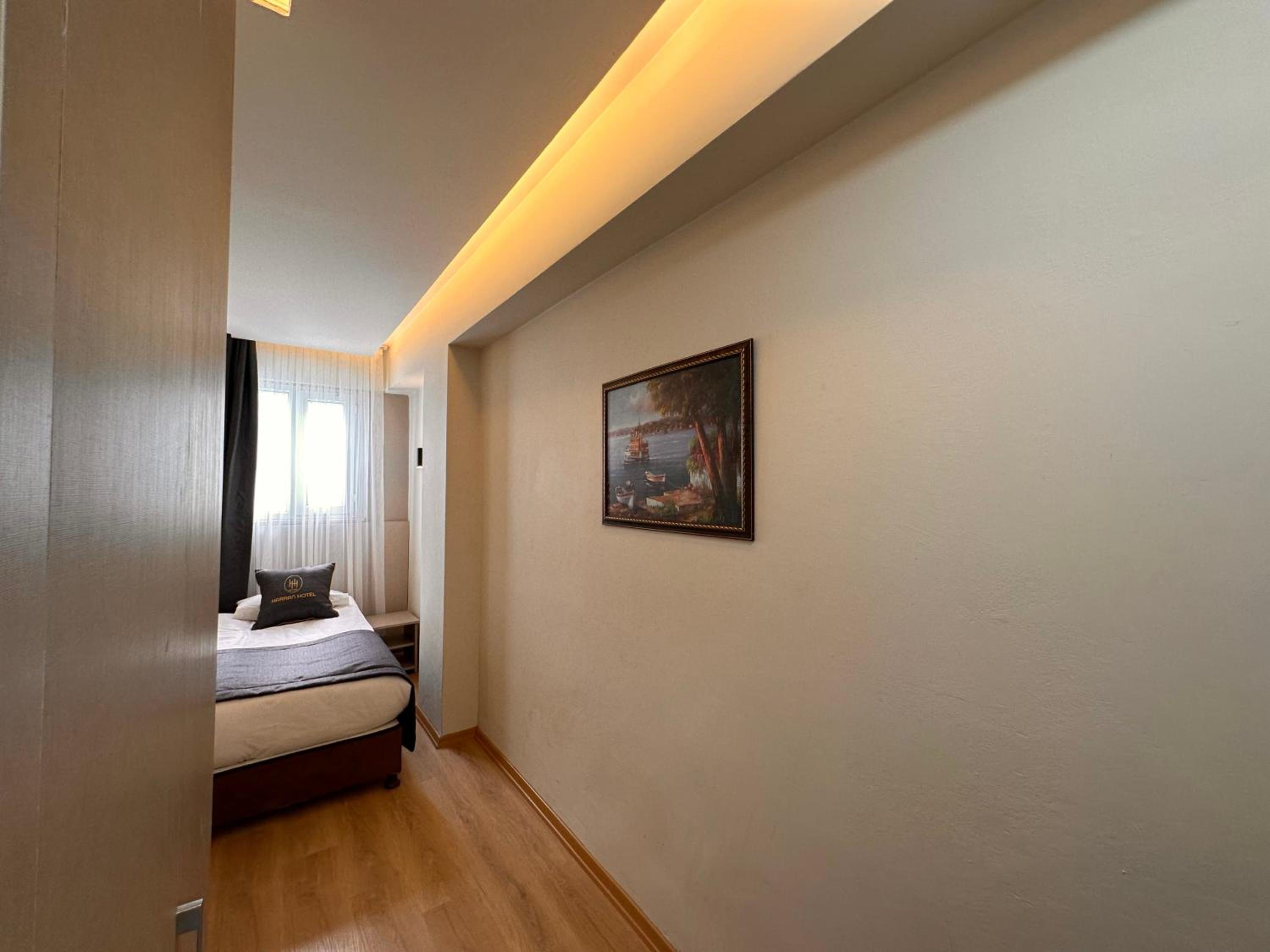 Single Room photo 1
