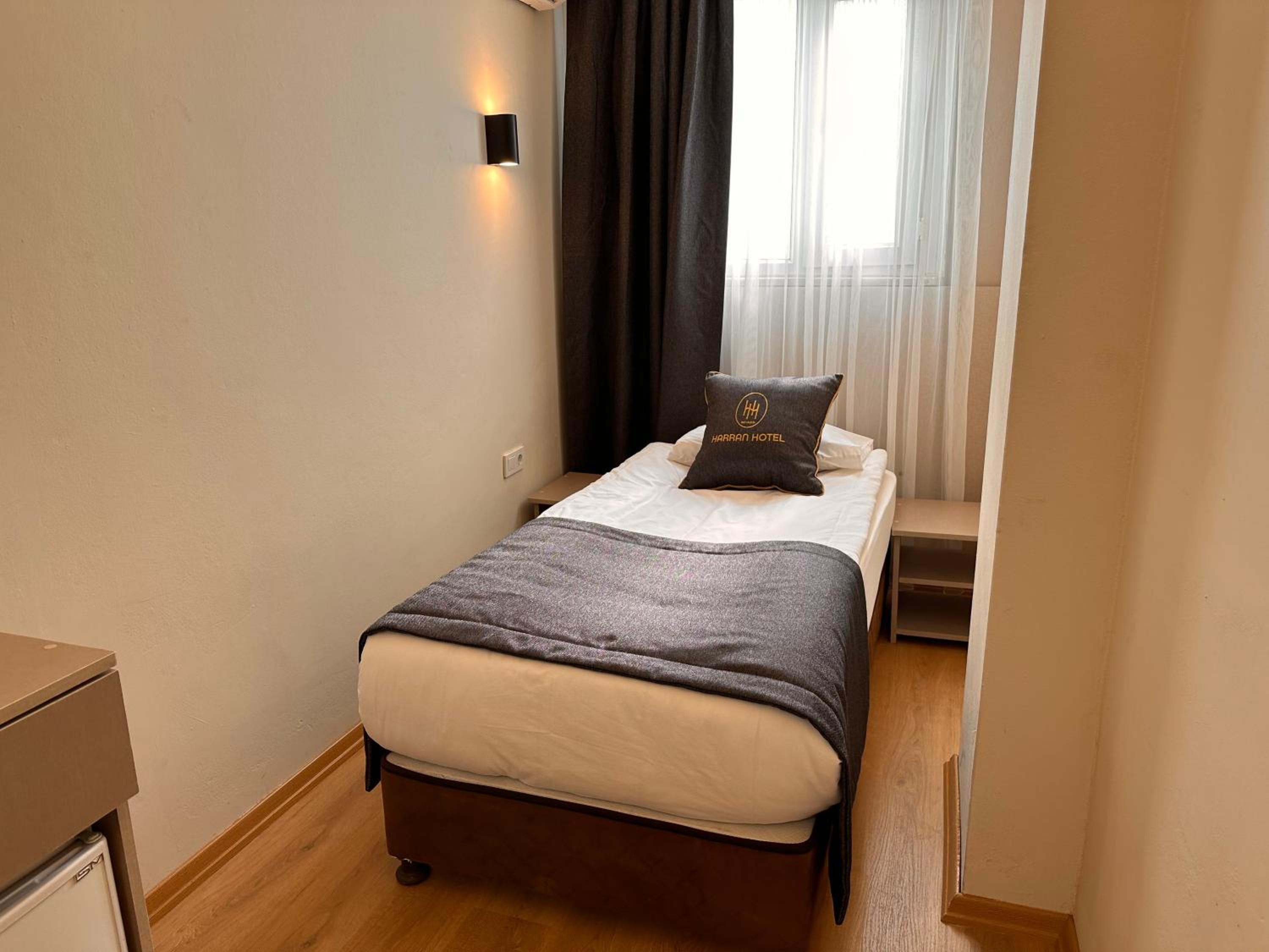 Single Room photo 3