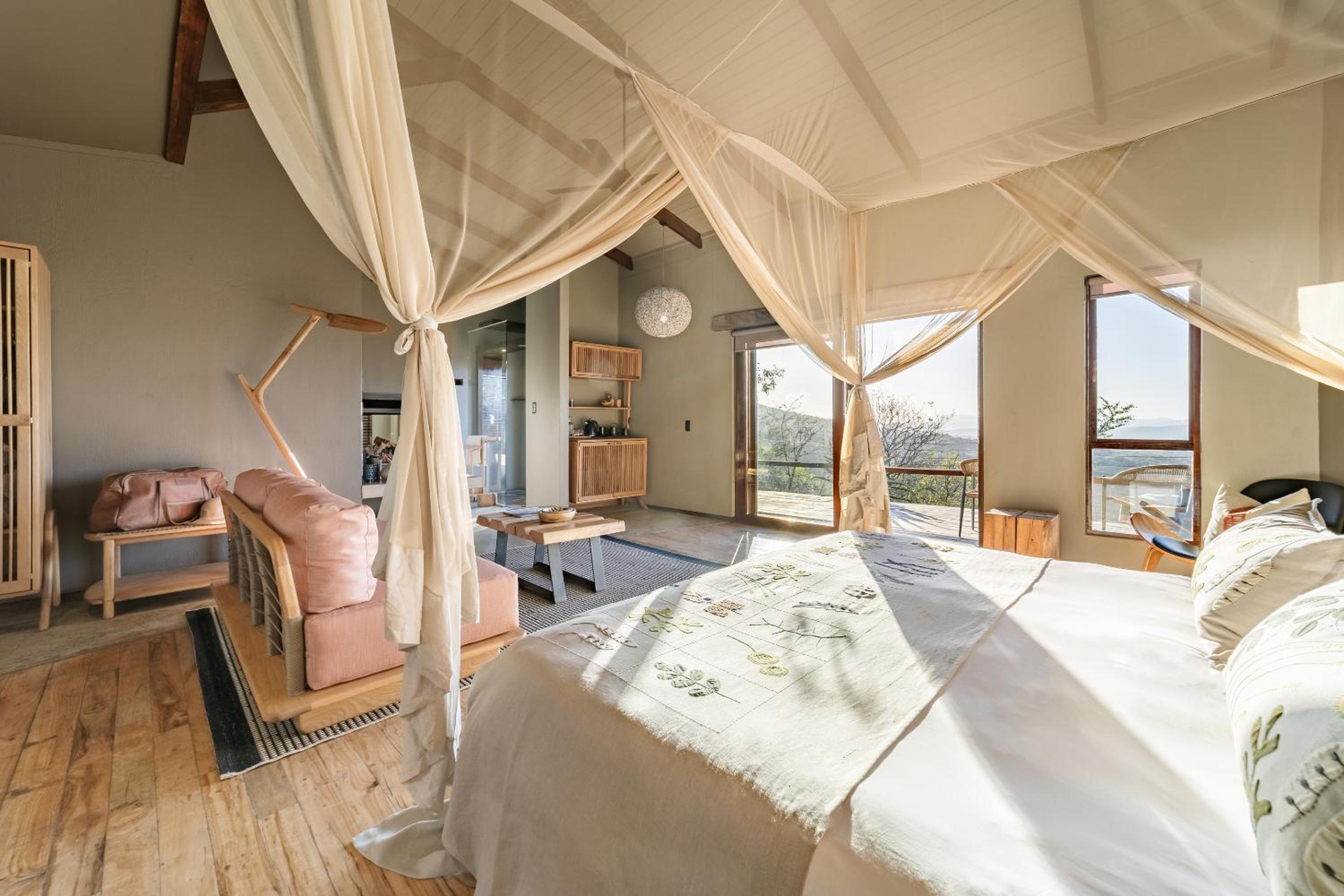 Honeymoon Villa with Private Pool - Safari Package