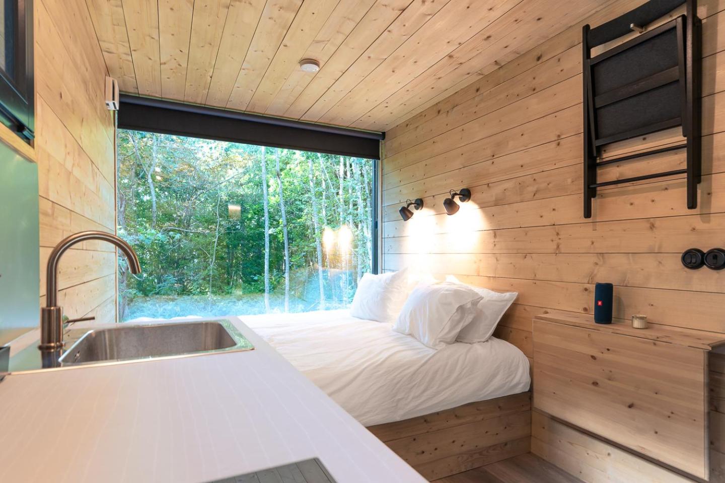 One-Bedroom House photo 2