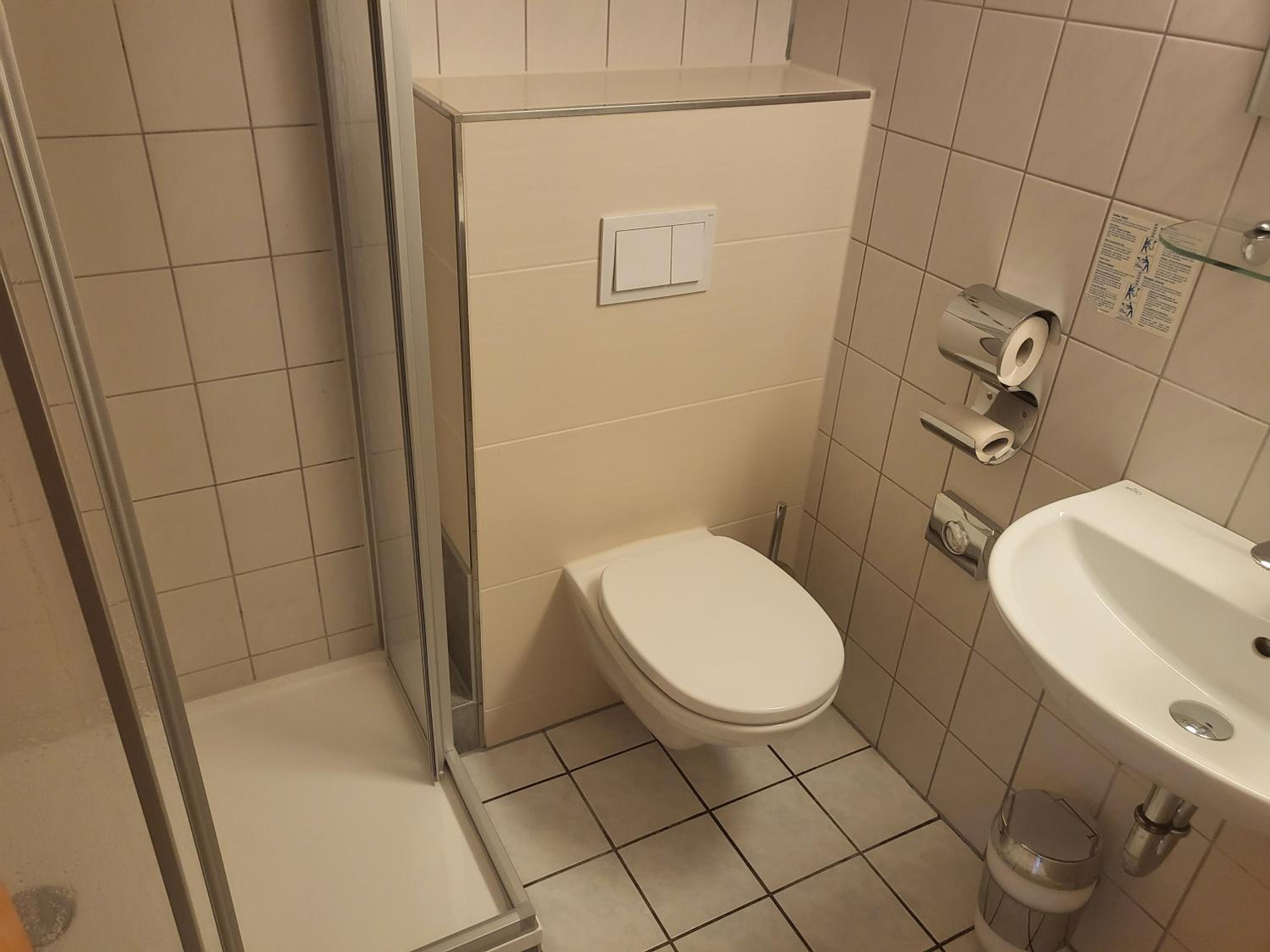 Single Room photo 2