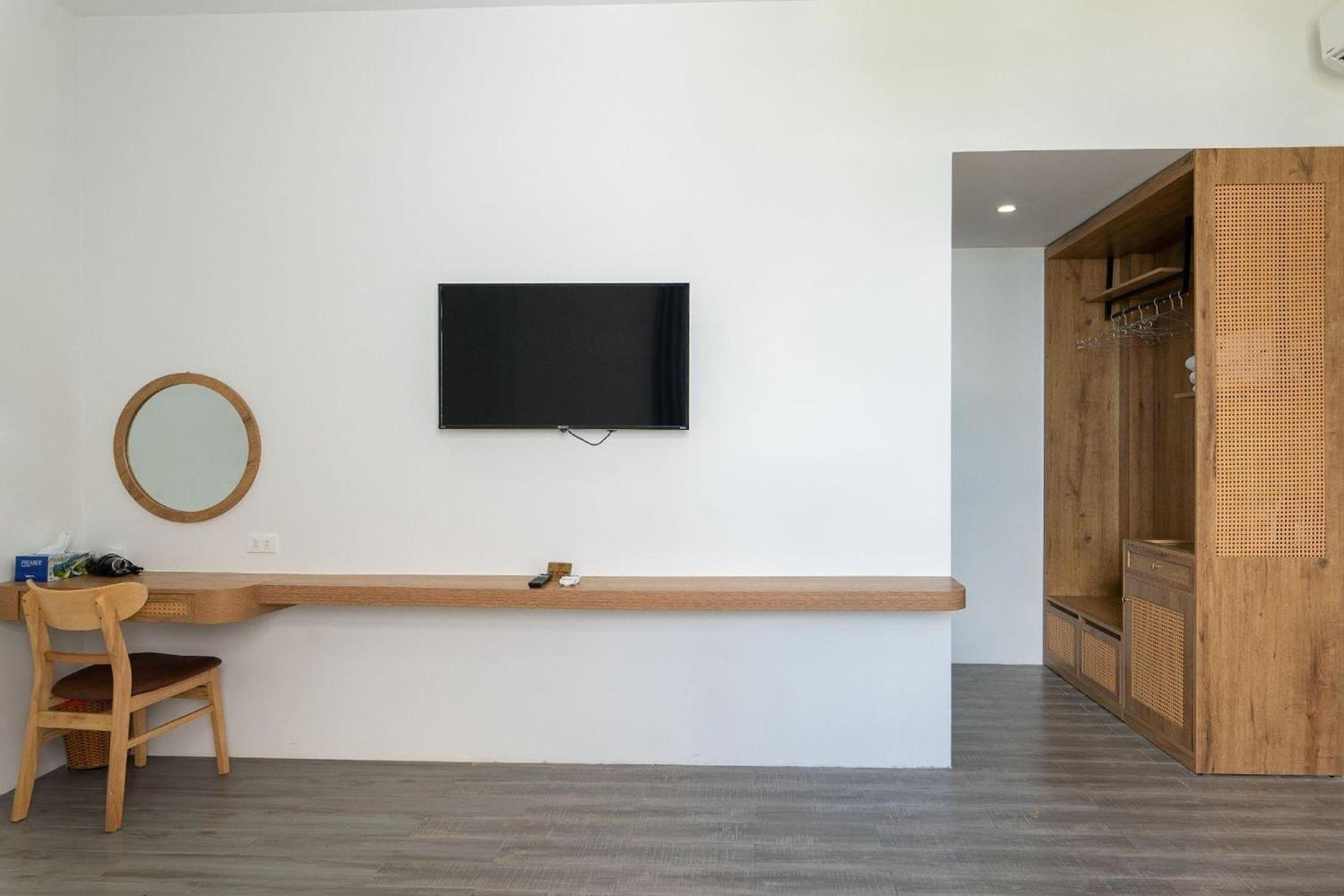 Deluxe Family Room photo 3