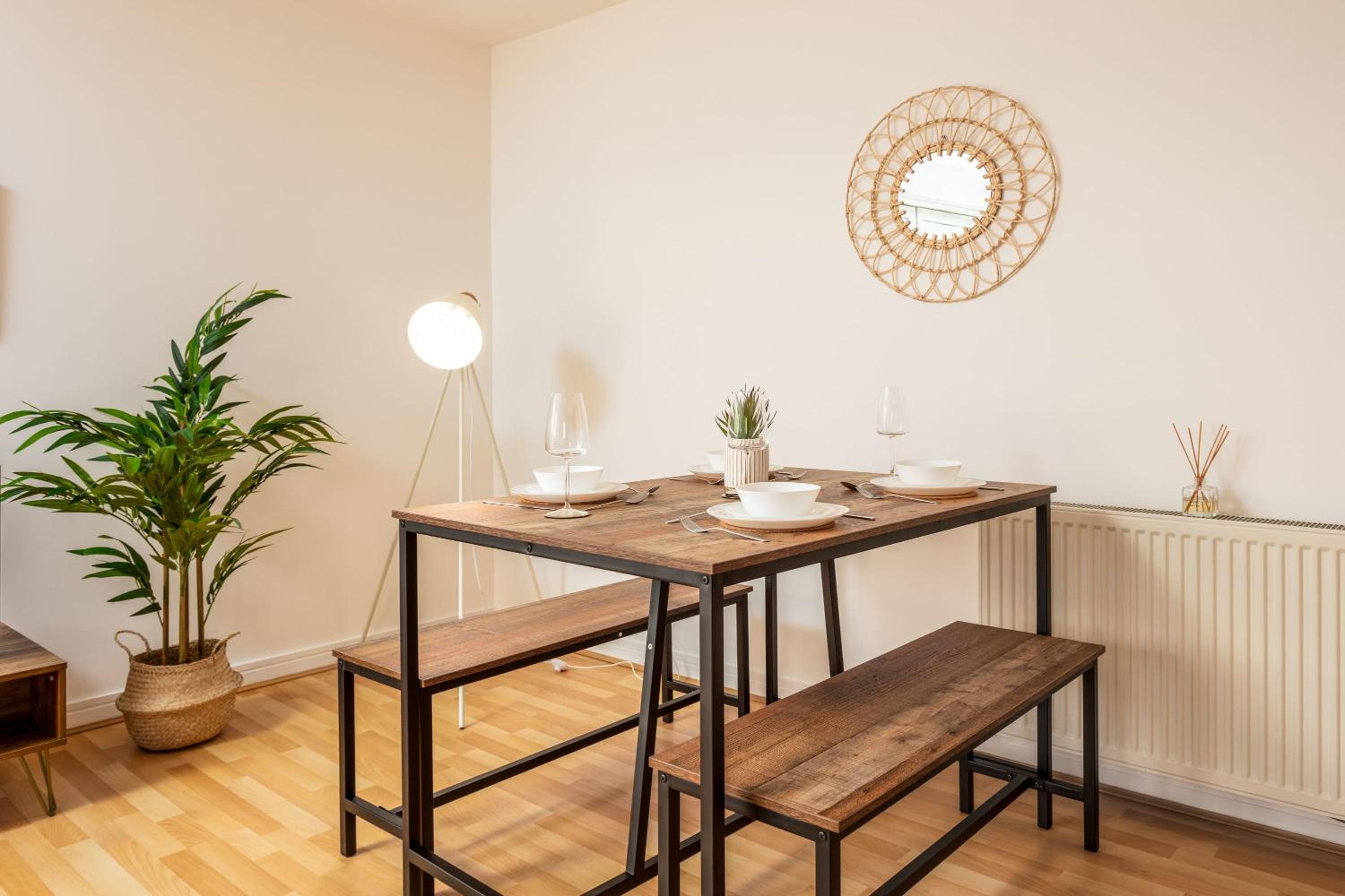 Apartment photo 2