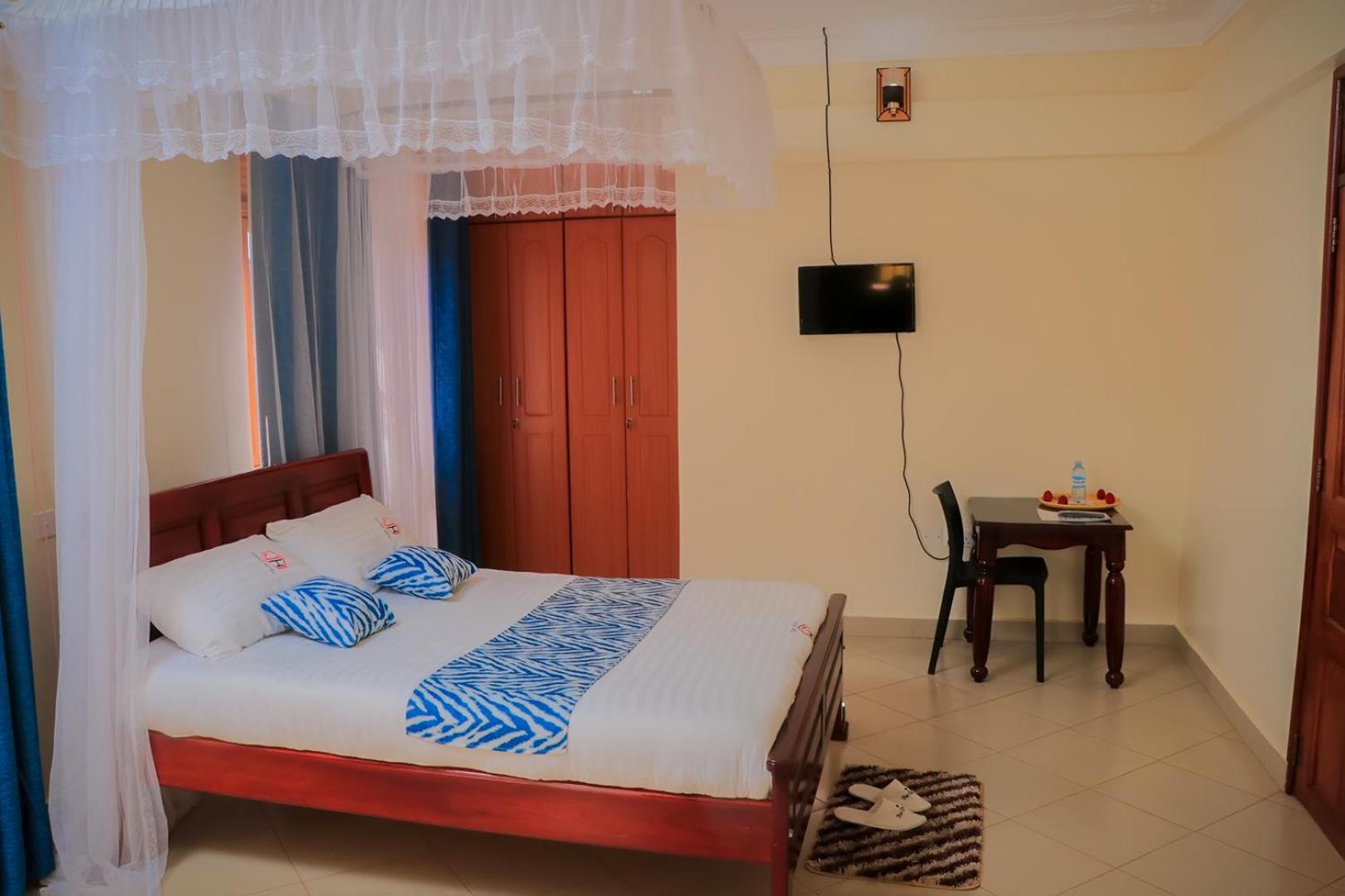 Superior Single Room