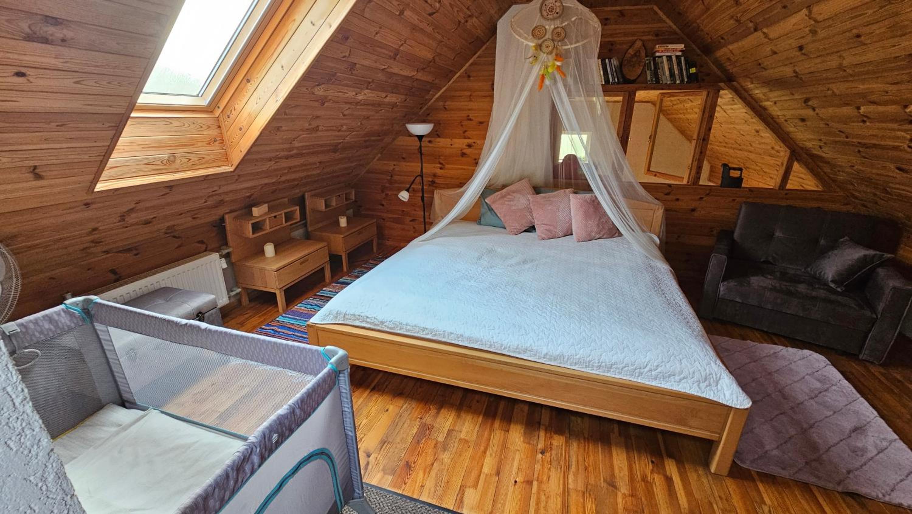 One-Bedroom House photo 3