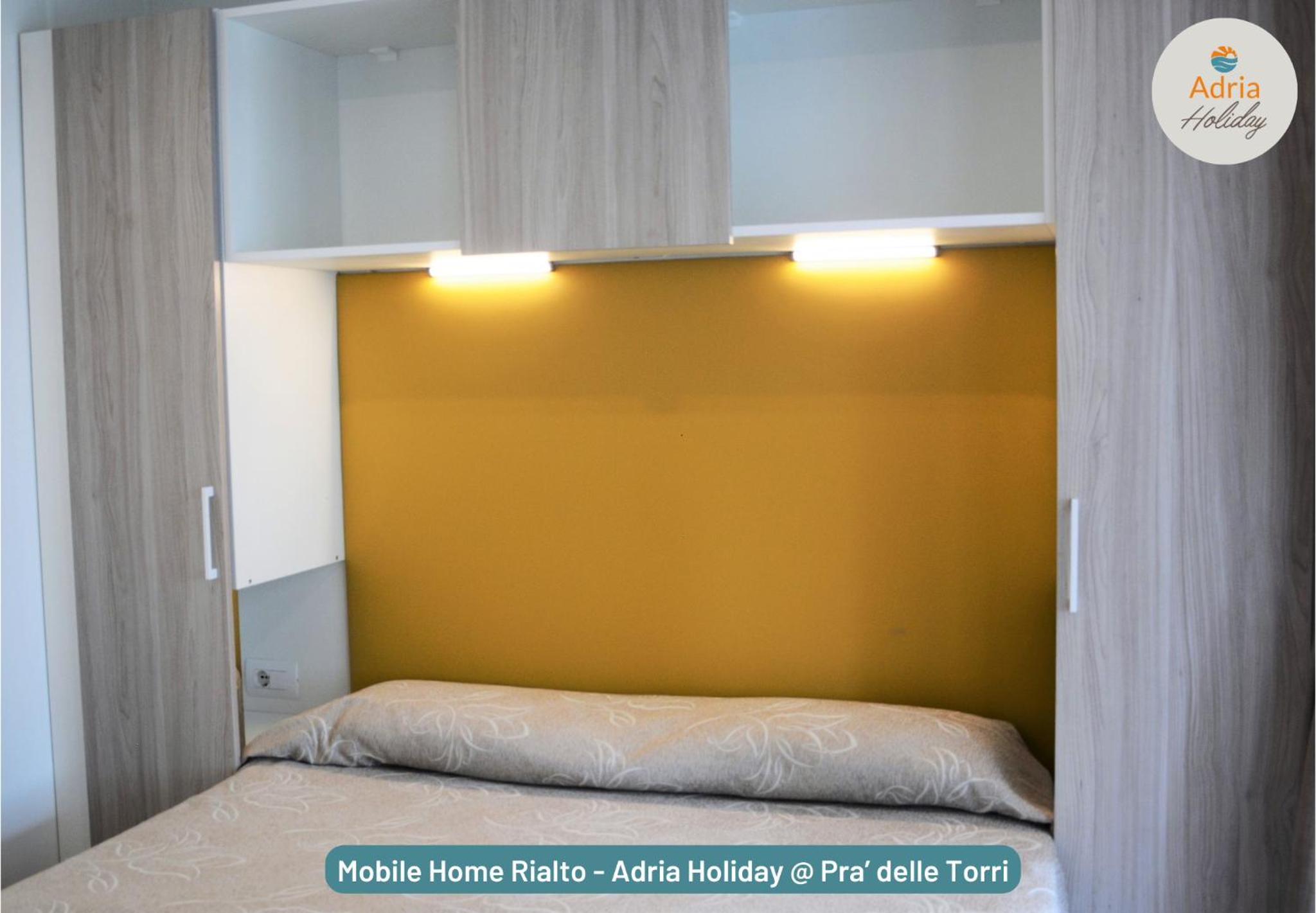 Mobile Home photo 1