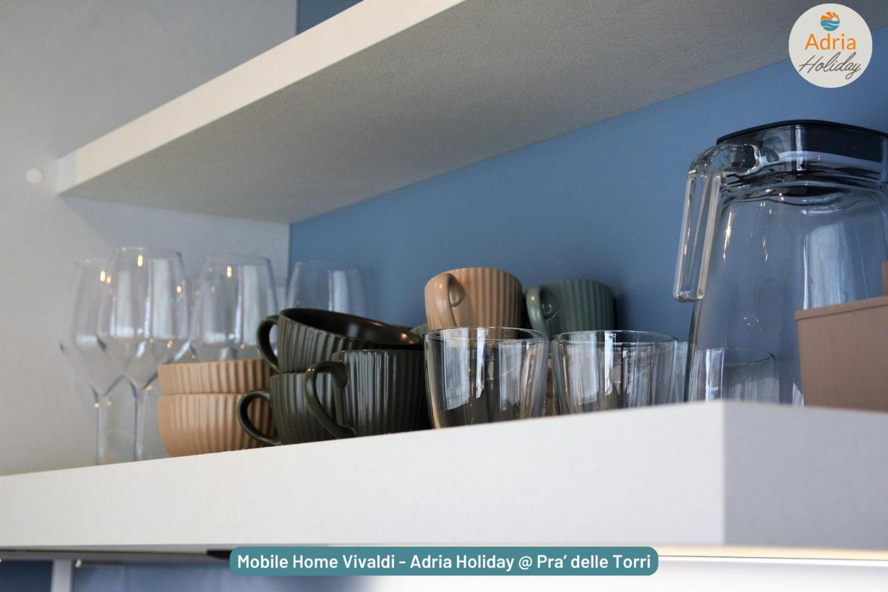 Mobile Home photo 3