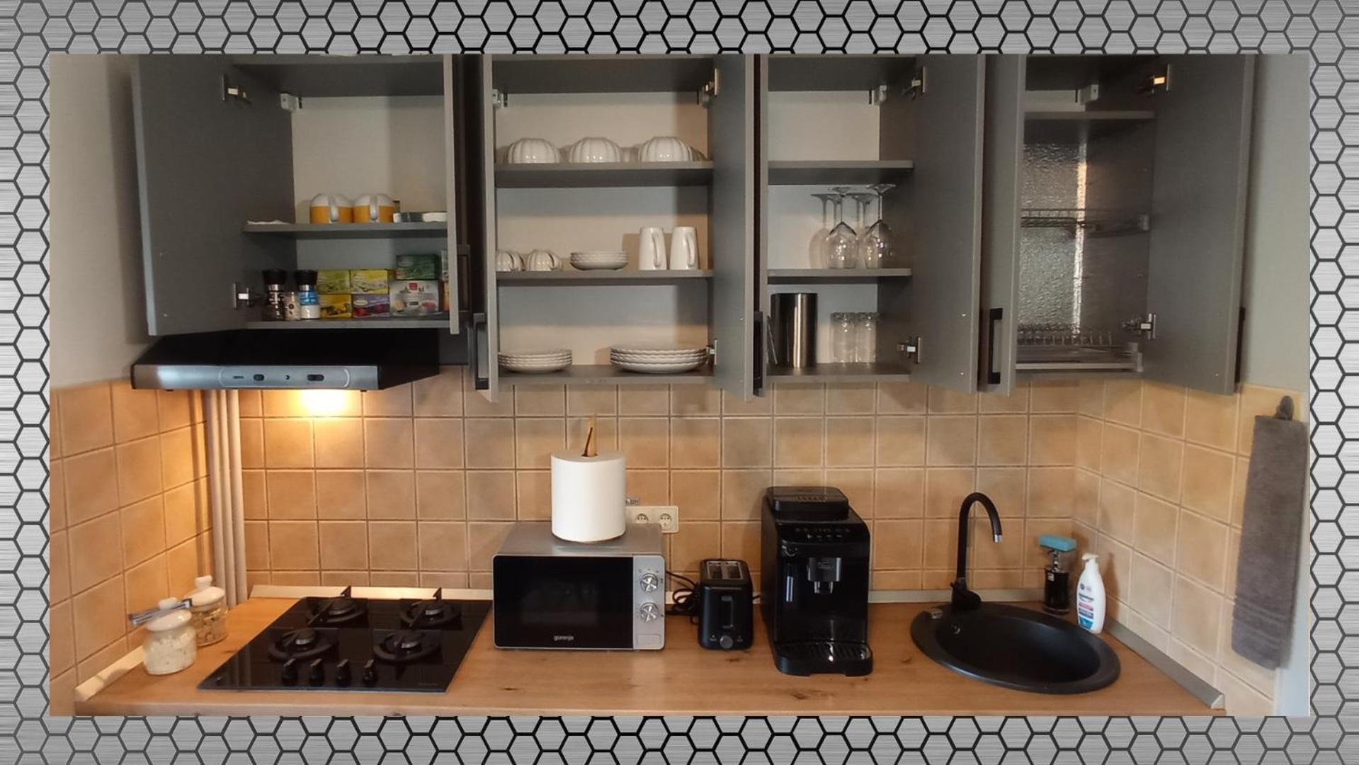 One-Bedroom Apartment - Photo 18