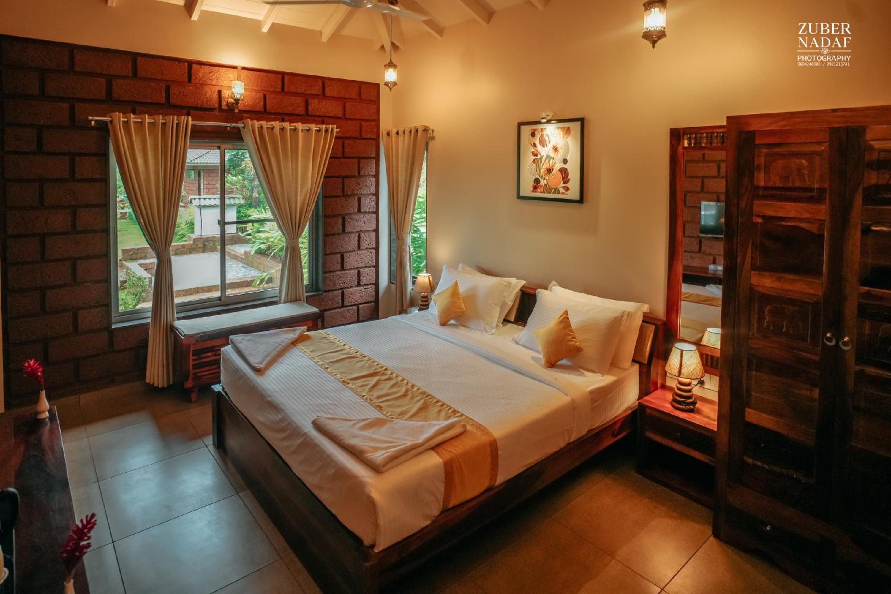 Comfort Room - Photo 2
