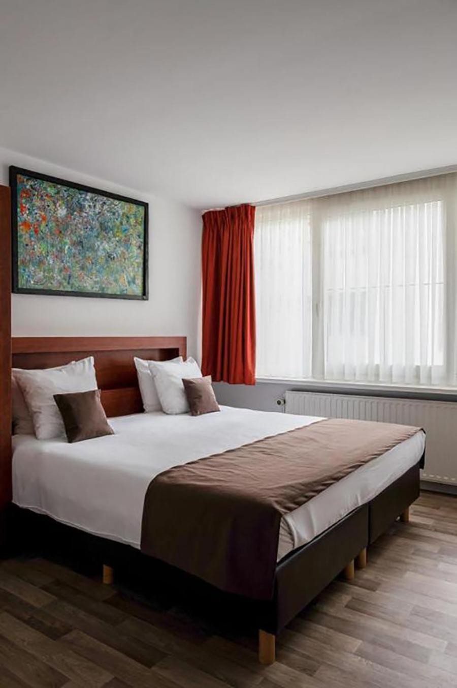 Deluxe Double Room with Shower
