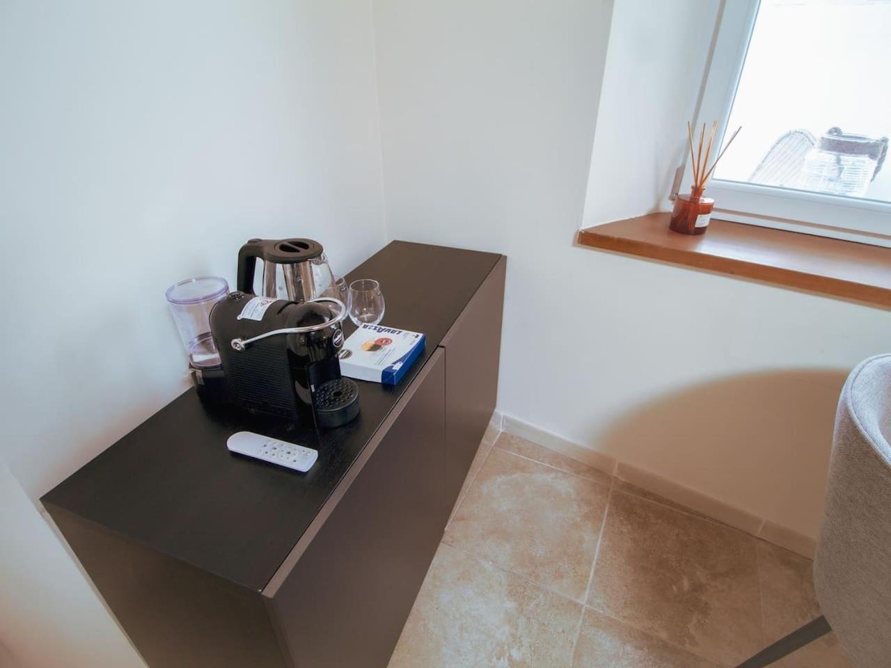 One-Bedroom Apartment - Photo 12