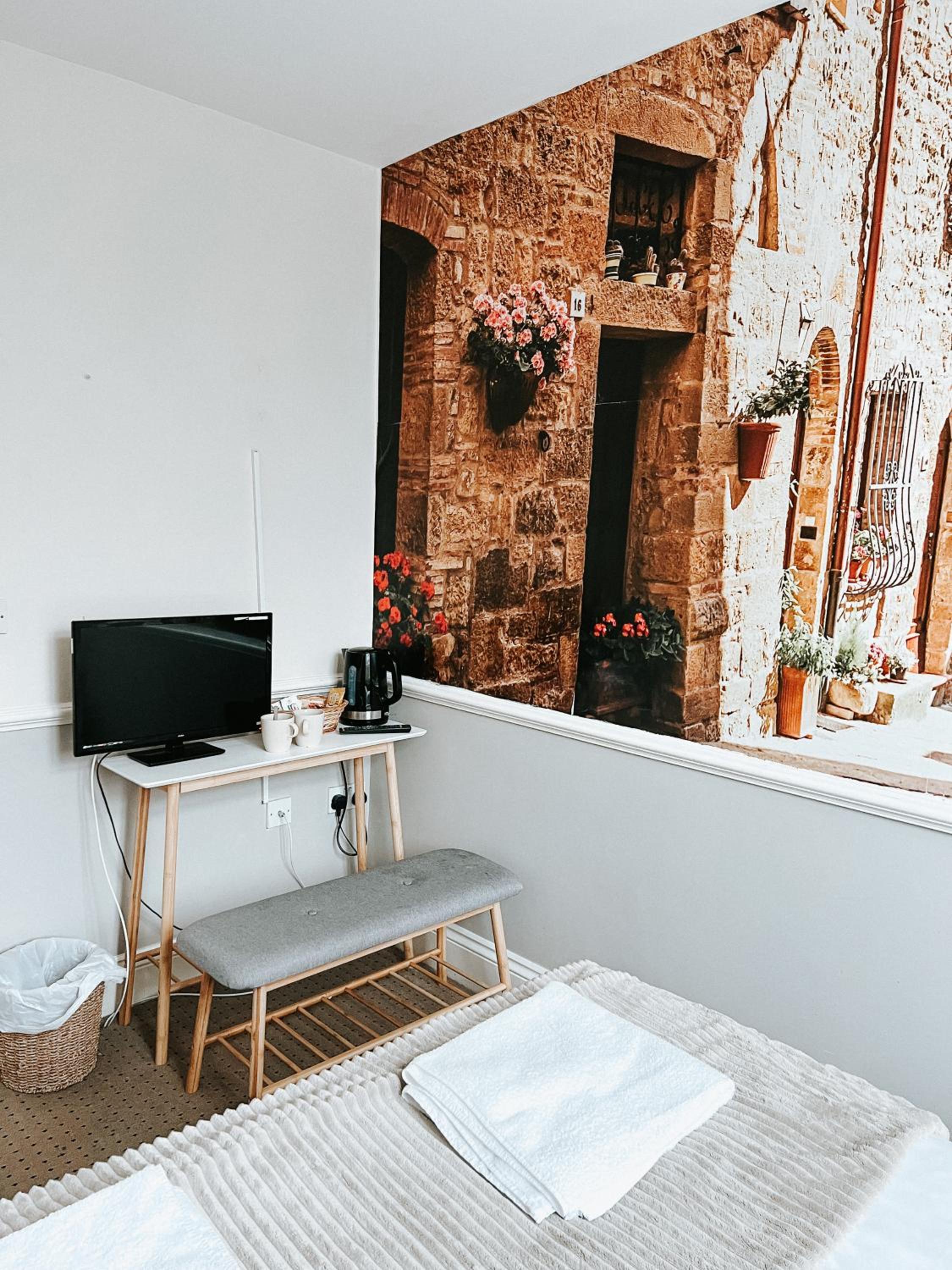 Double Room with Private External Bathroom photo 3