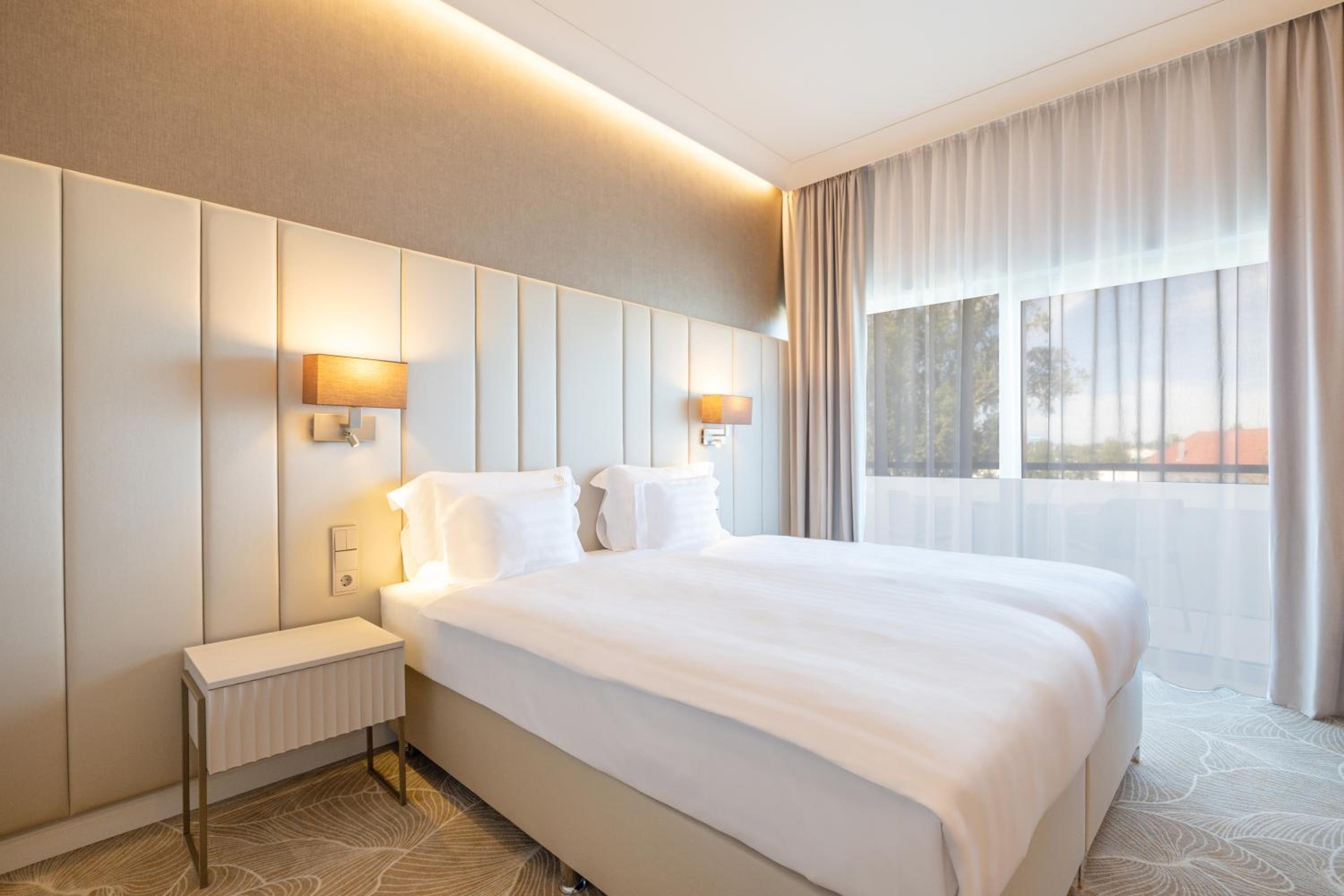Twin Room with Terrace - Photo 2