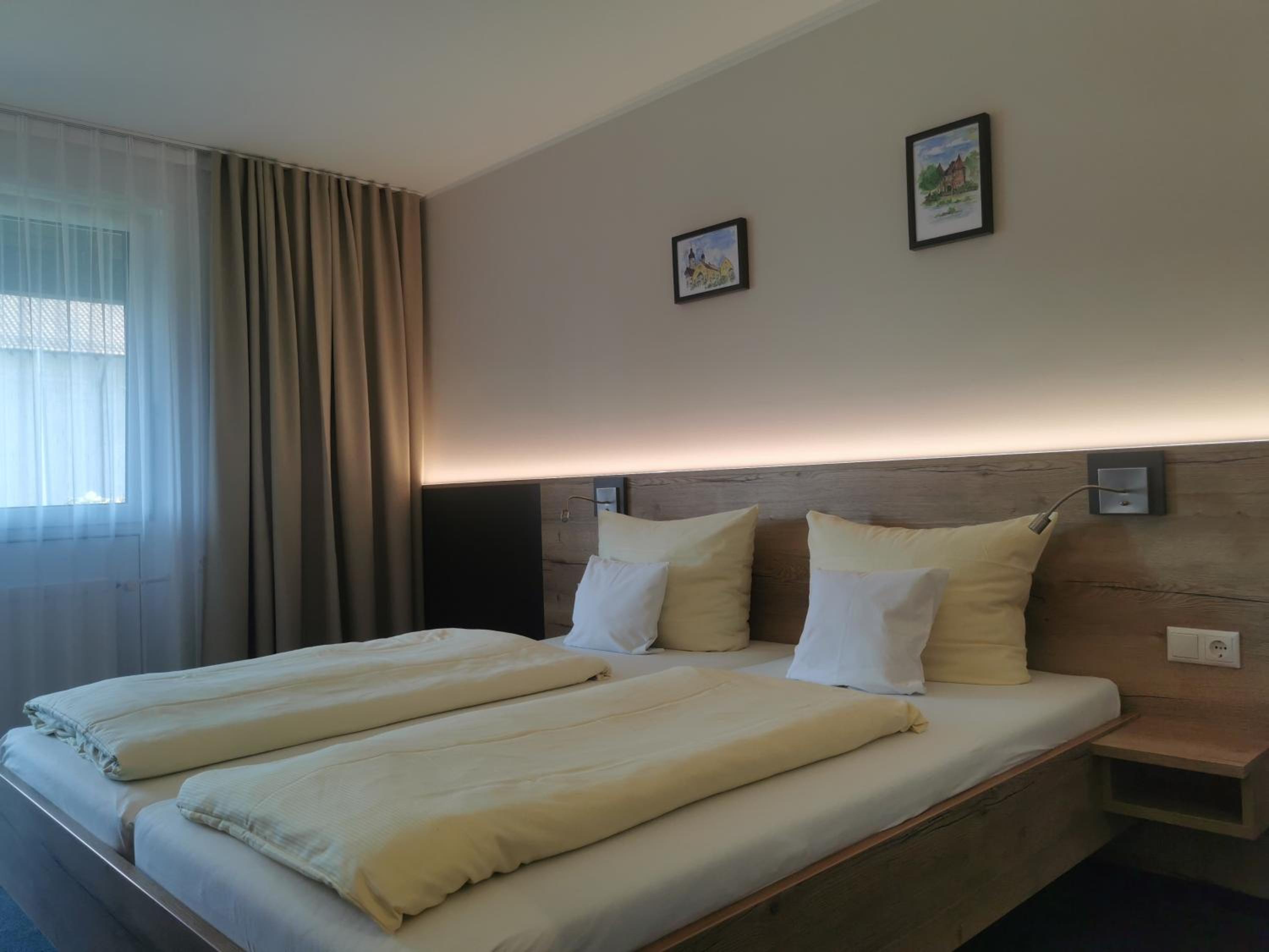 Superior Double Room - Photo 1