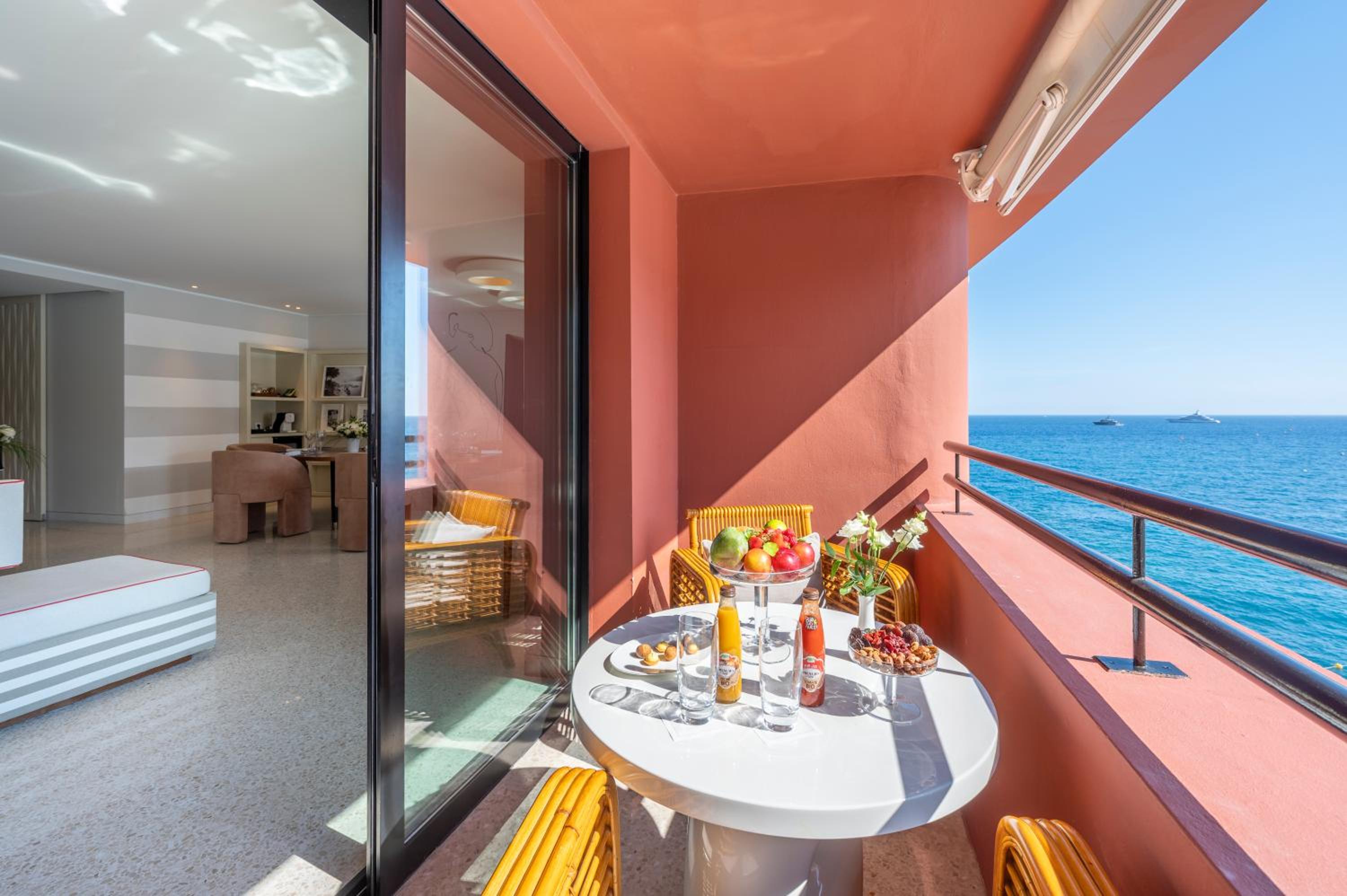 Loft Suite with Sea View  photo 3