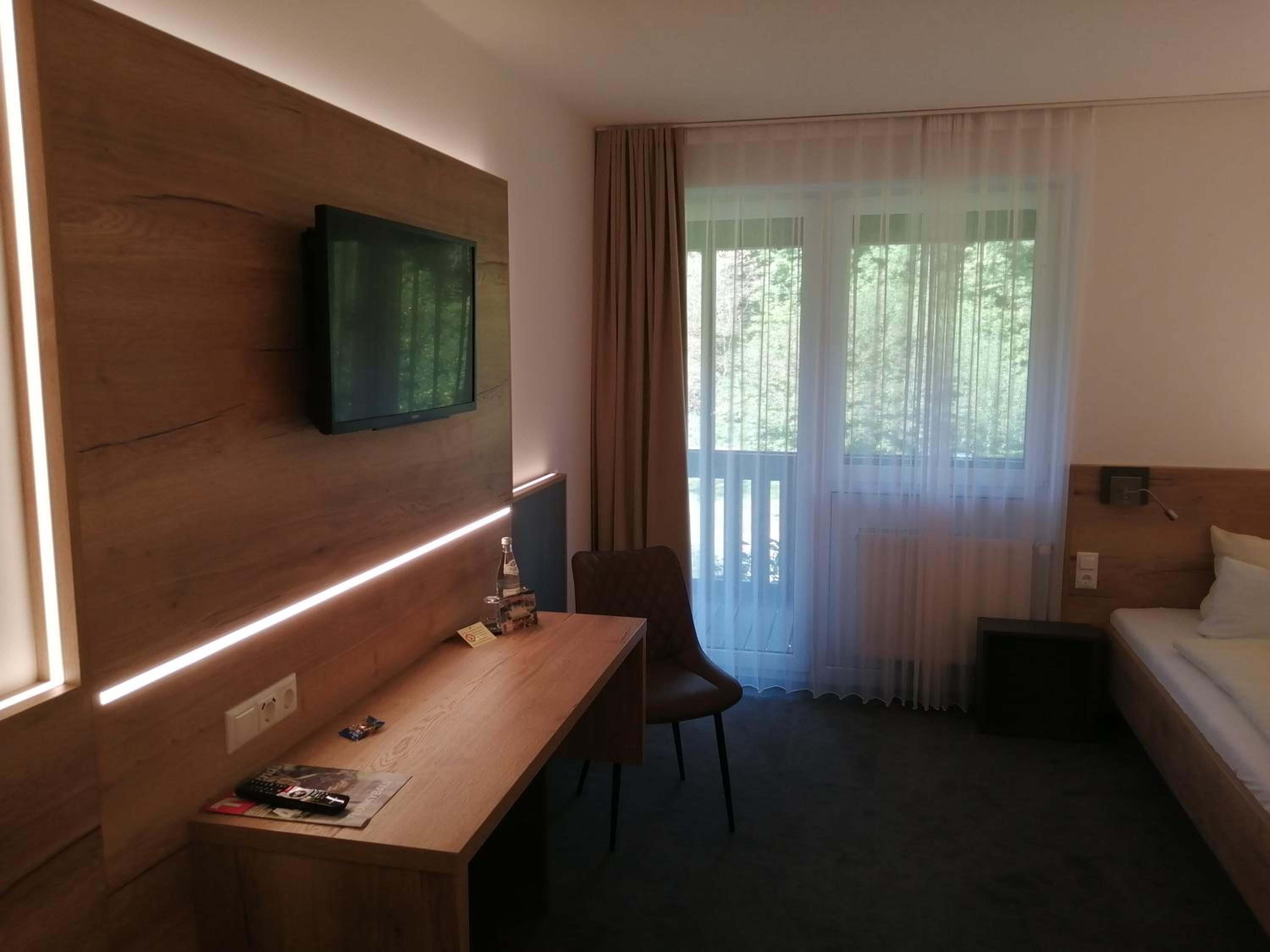 Superior Single Room photo 3