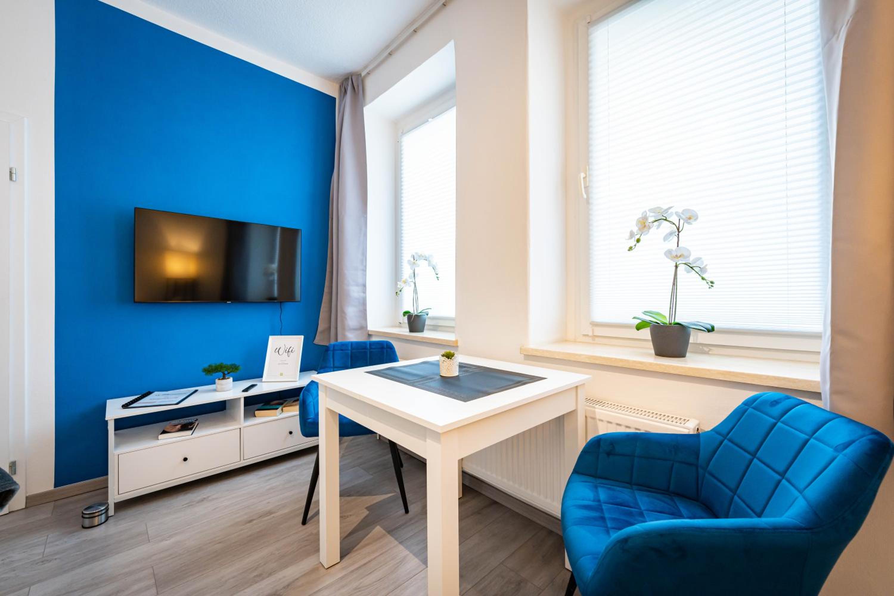 One-Bedroom Apartment photo 2