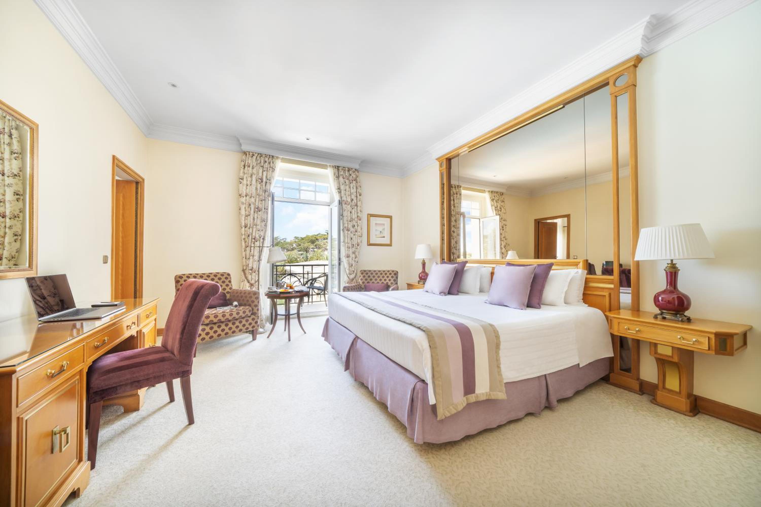 Superior Double or Twin Room with Pool View - Photo 1
