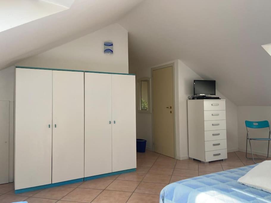 Two-Bedroom Apartment photo 2