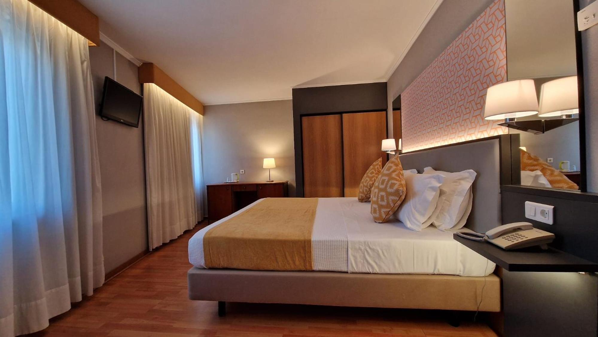 Superior Double Room - Photo 1