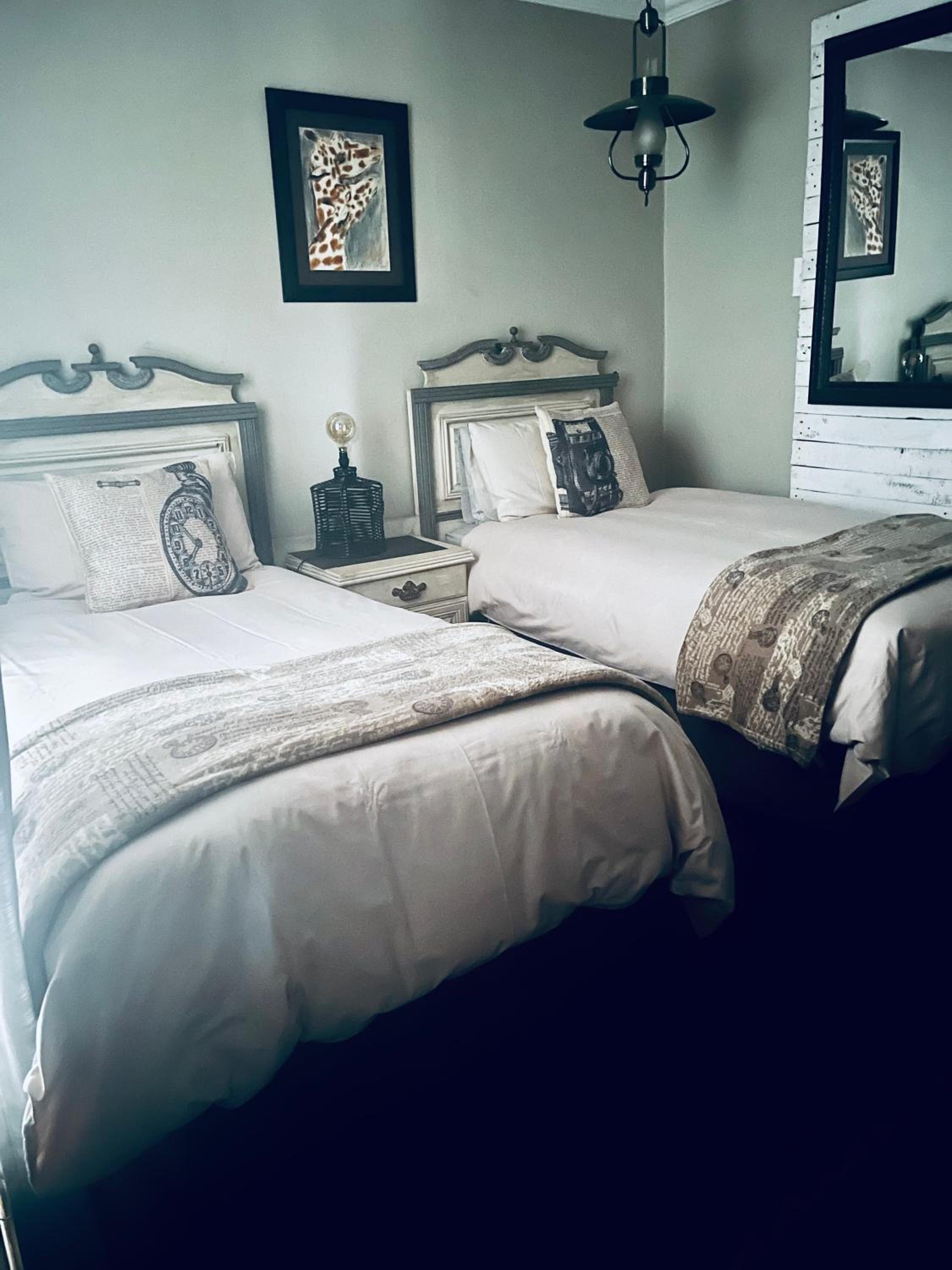 Twin Room - Photo 1