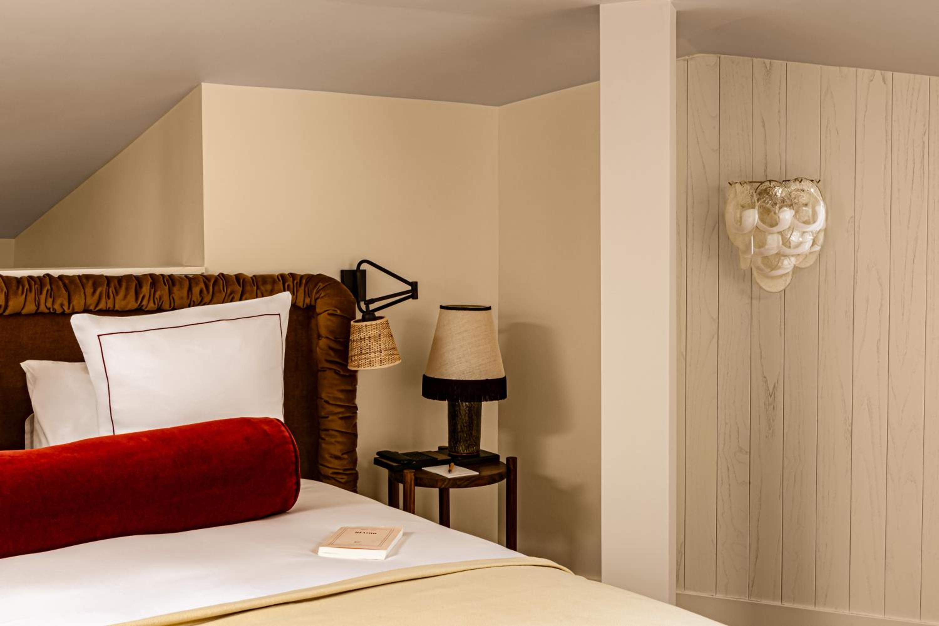 Junior Duplex Suite (Non Smoking)