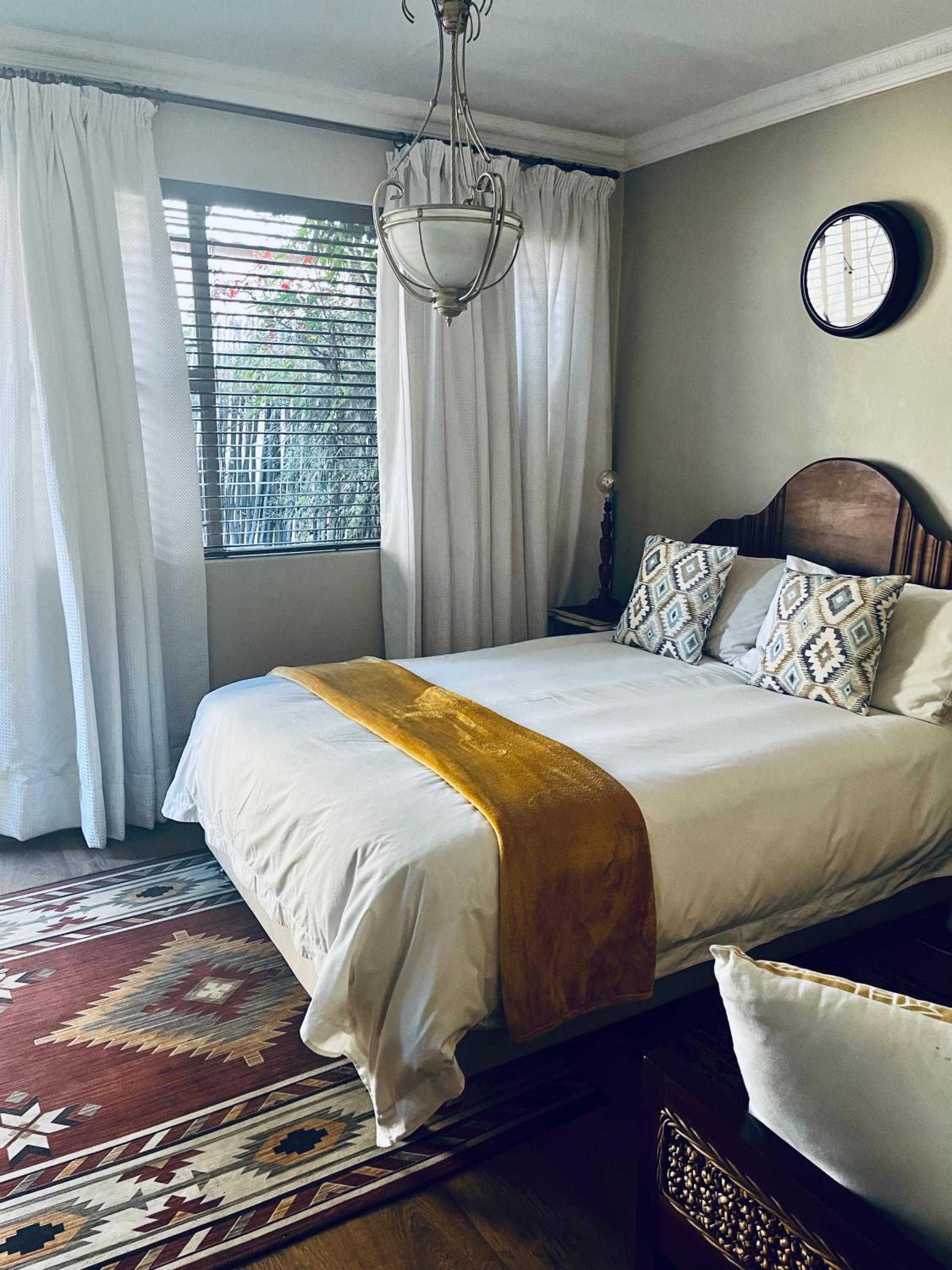 Double Room - Photo 4