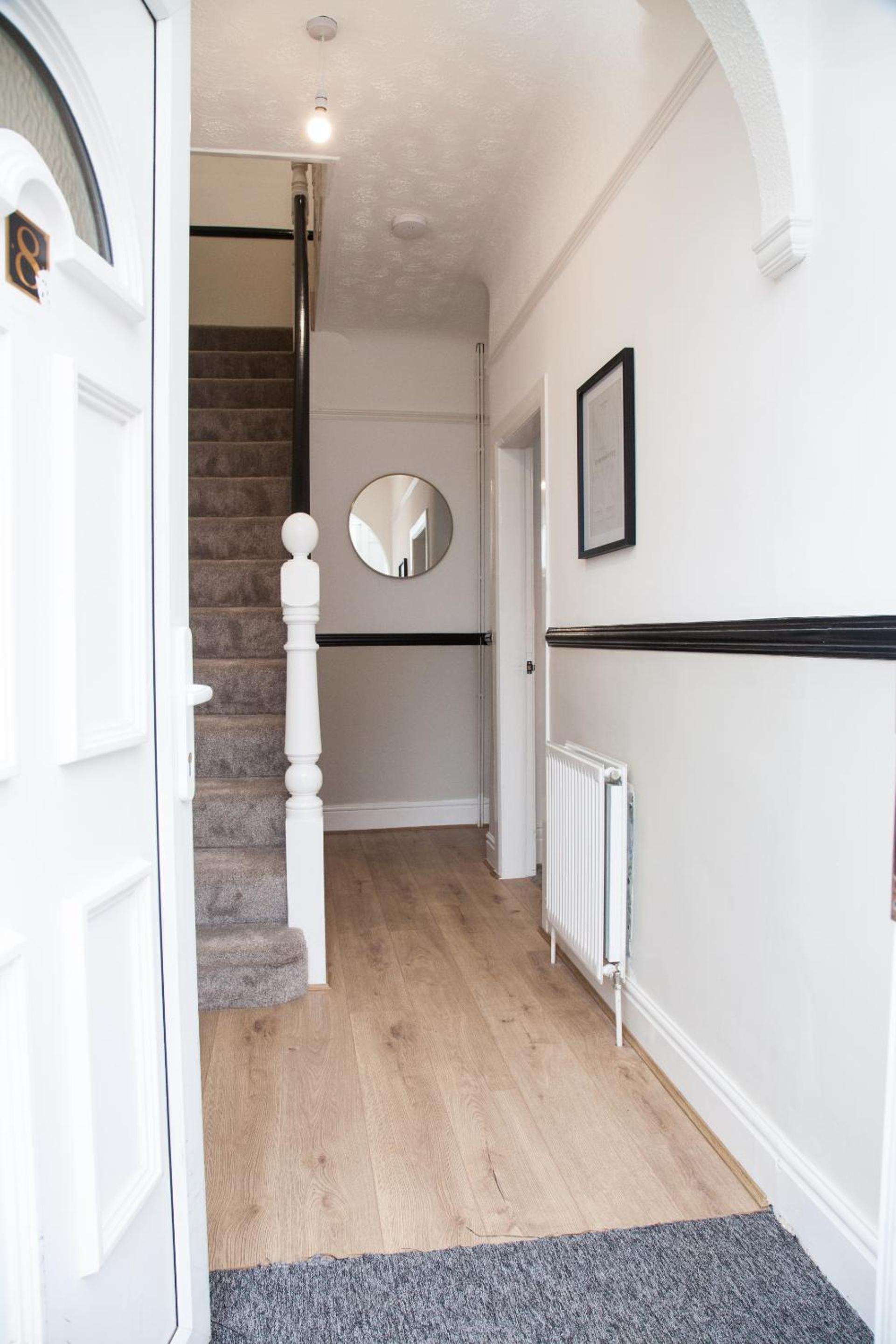 Three-Bedroom House photo 2