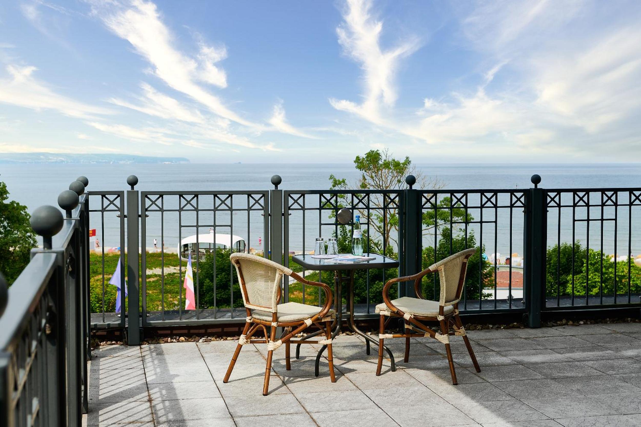Baltic Deluxe with balcony on sea side - Photo 3
