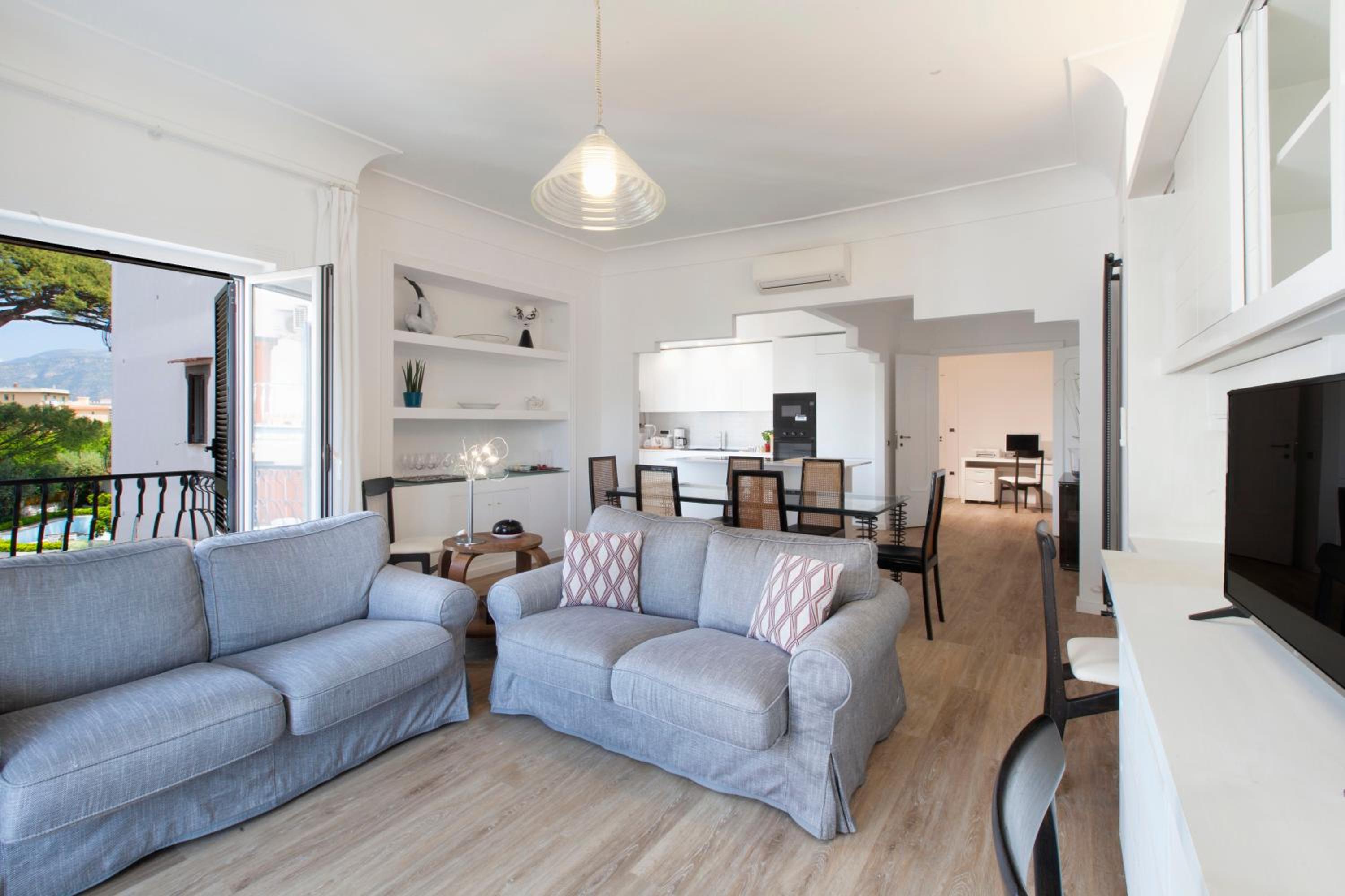 Apartment With Balcony