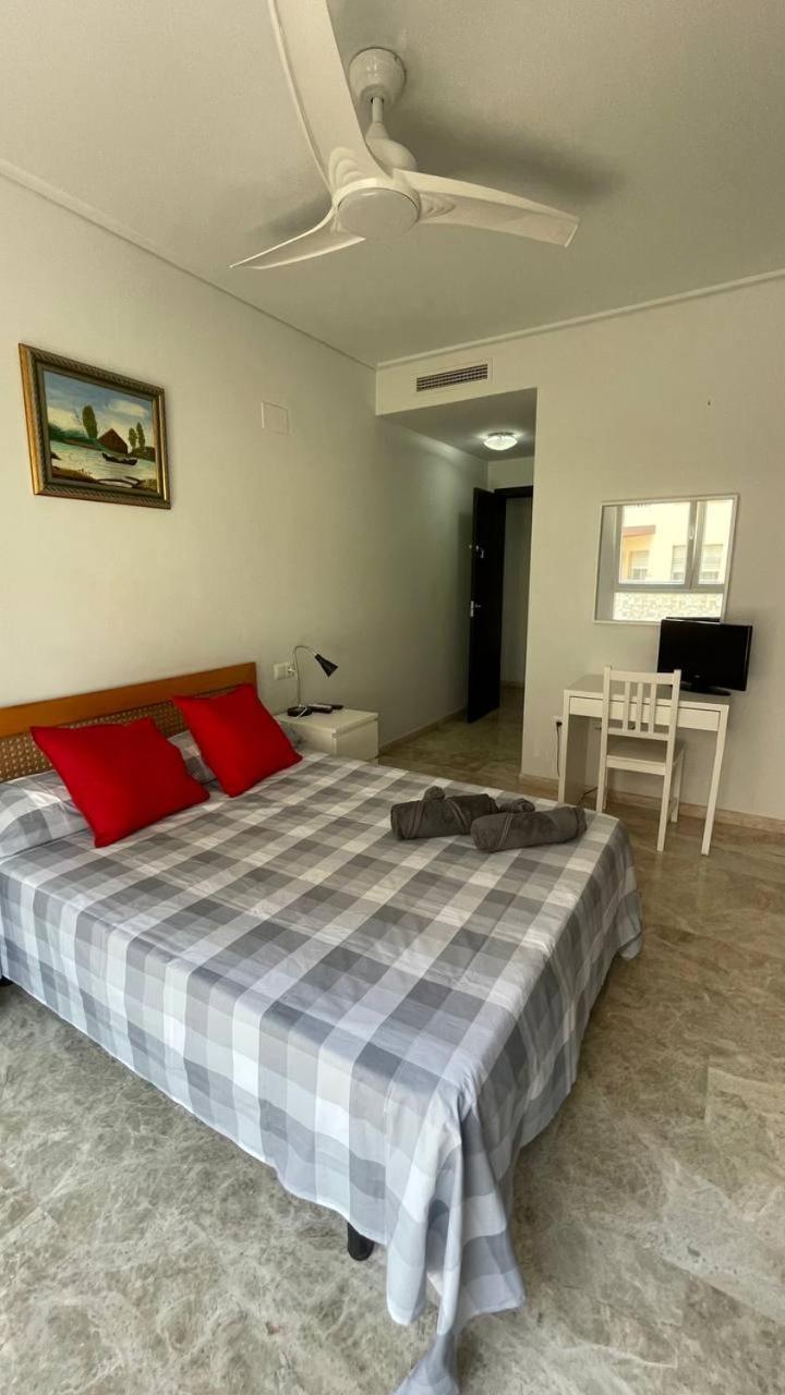 Double Room with Private Bathroom photo 2