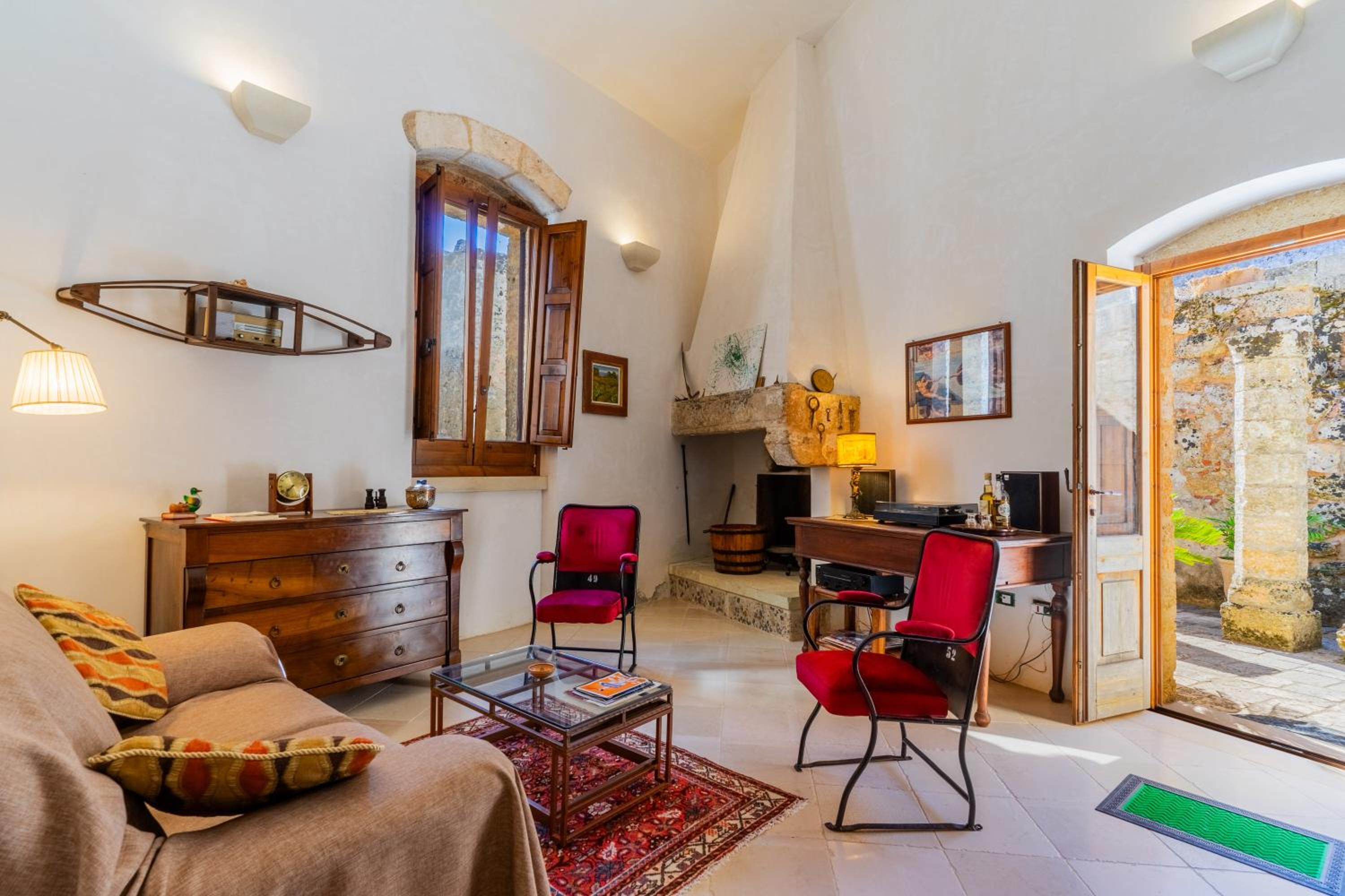 Two-Bedroom Deluxe Apartment with Garden View