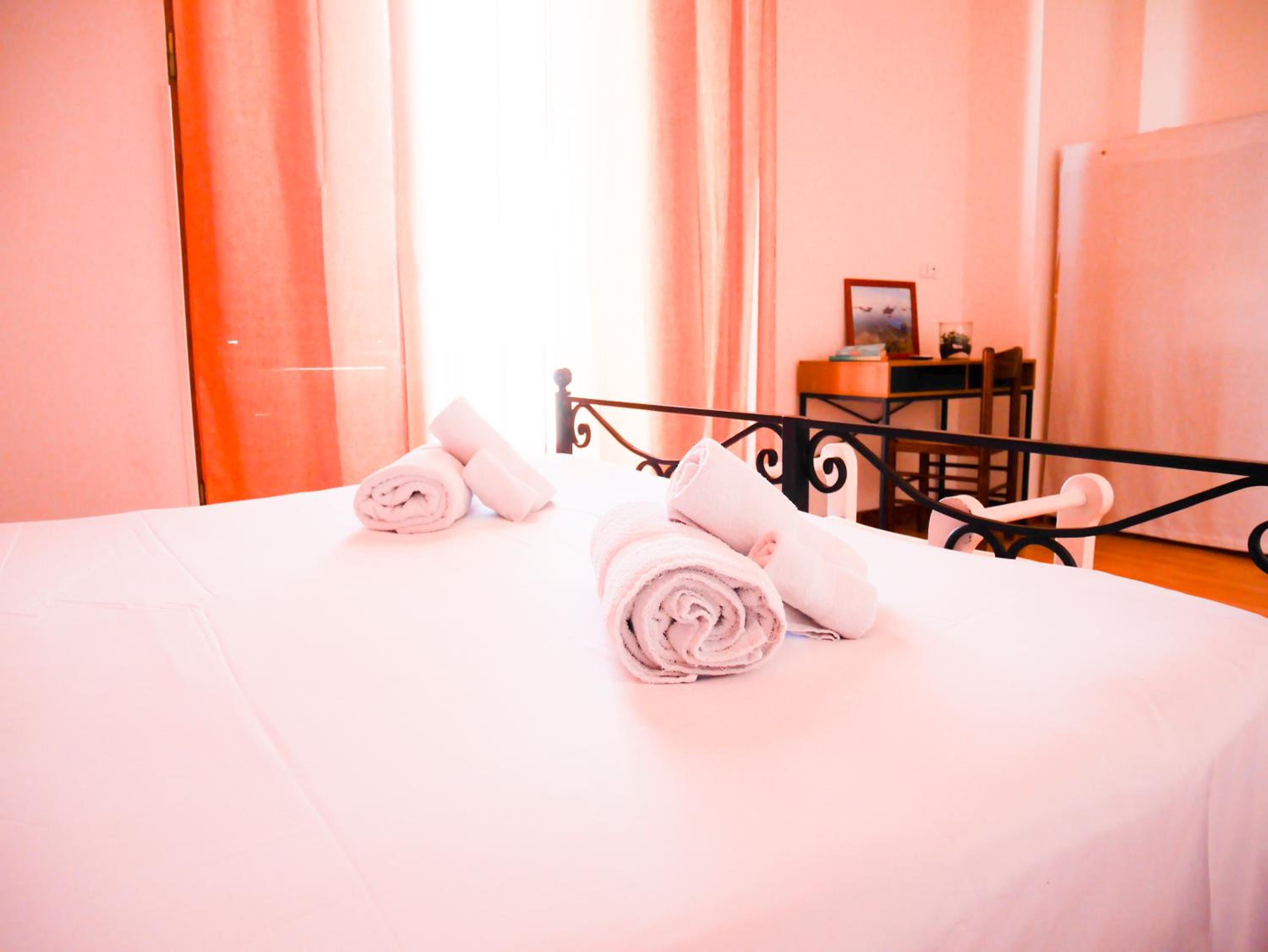 Double Room with Sea View - Photo 26