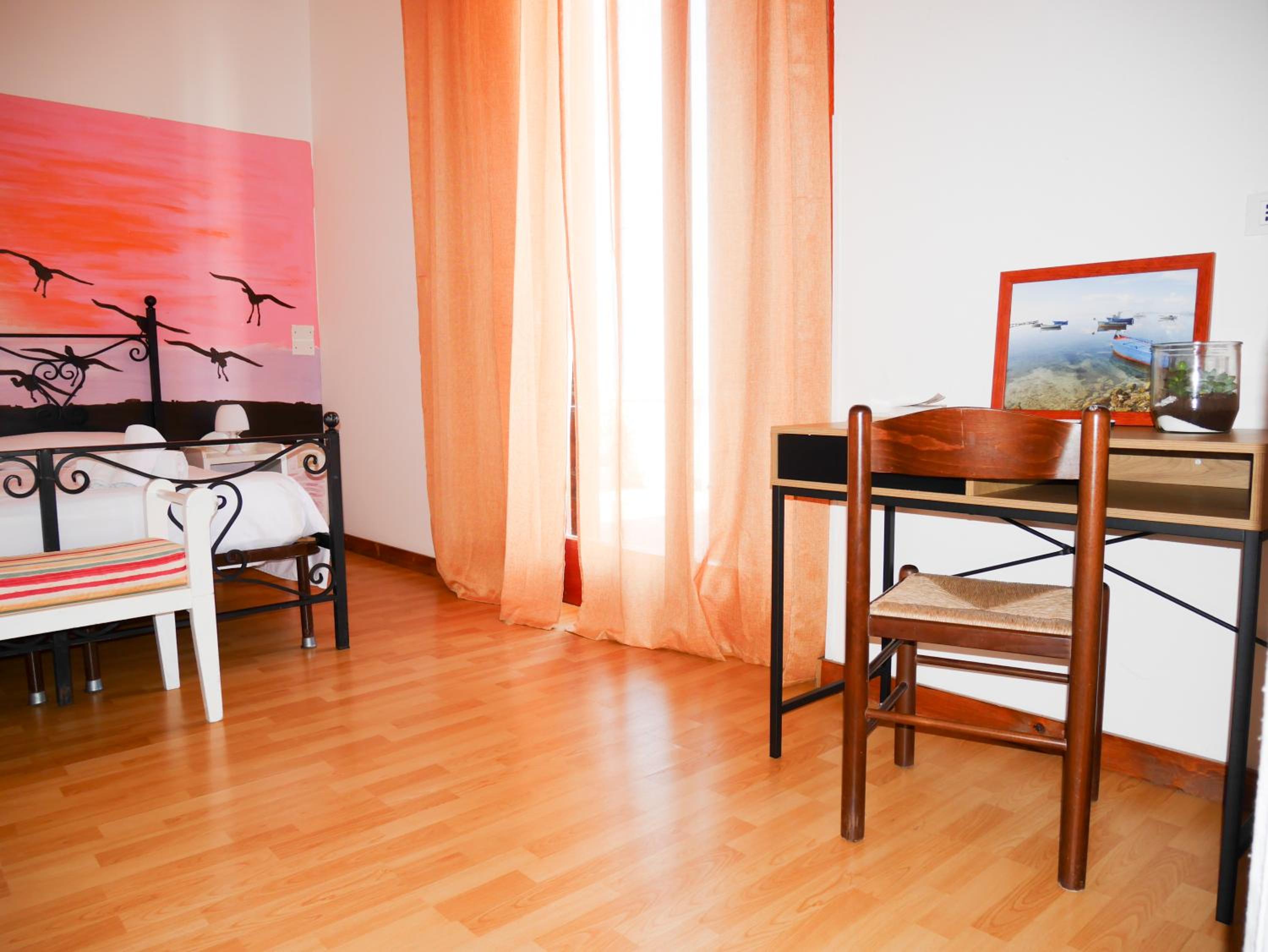 Double Room with Sea View - Photo 24