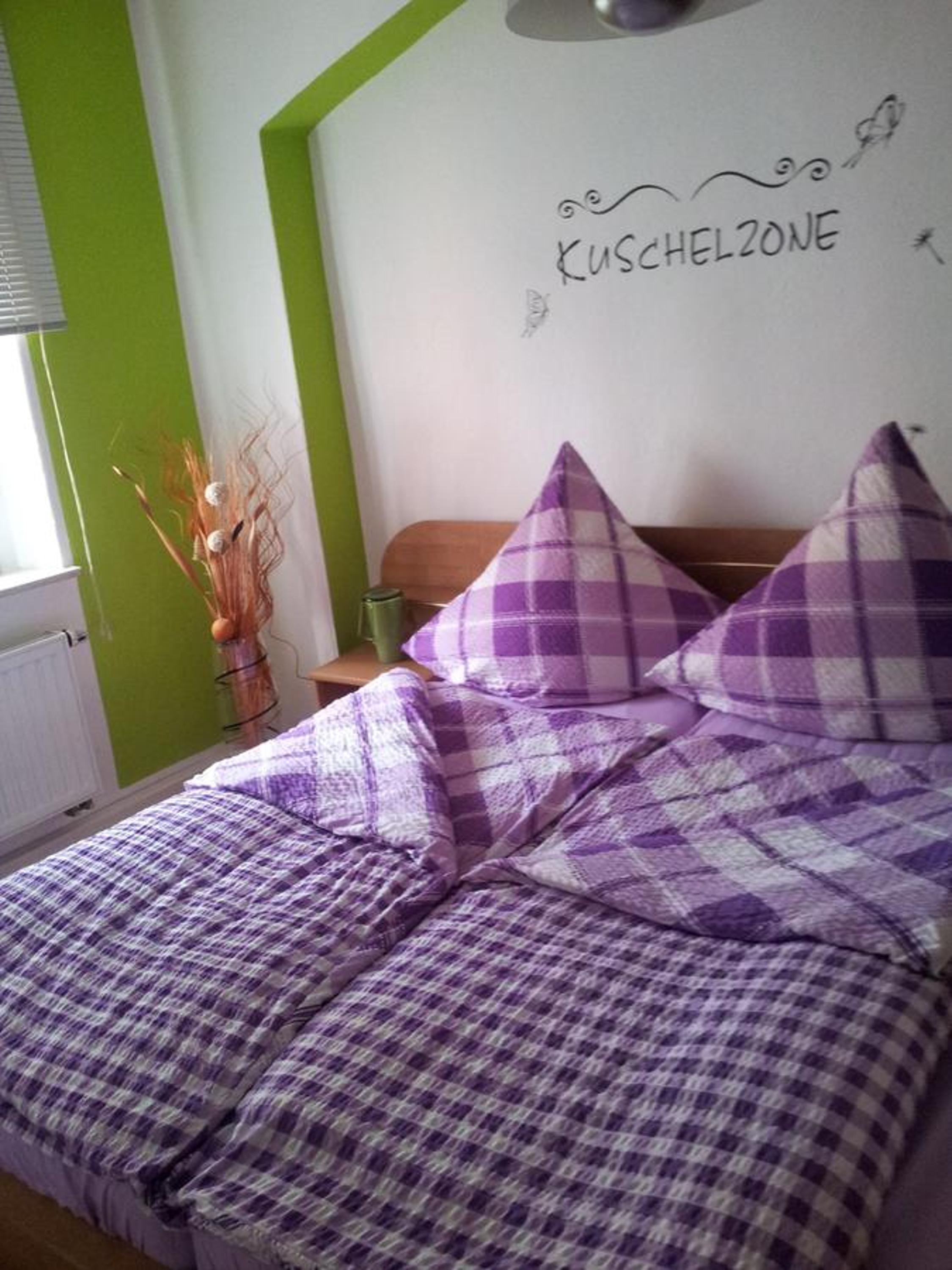 Apartment with Balcony - Photo 5