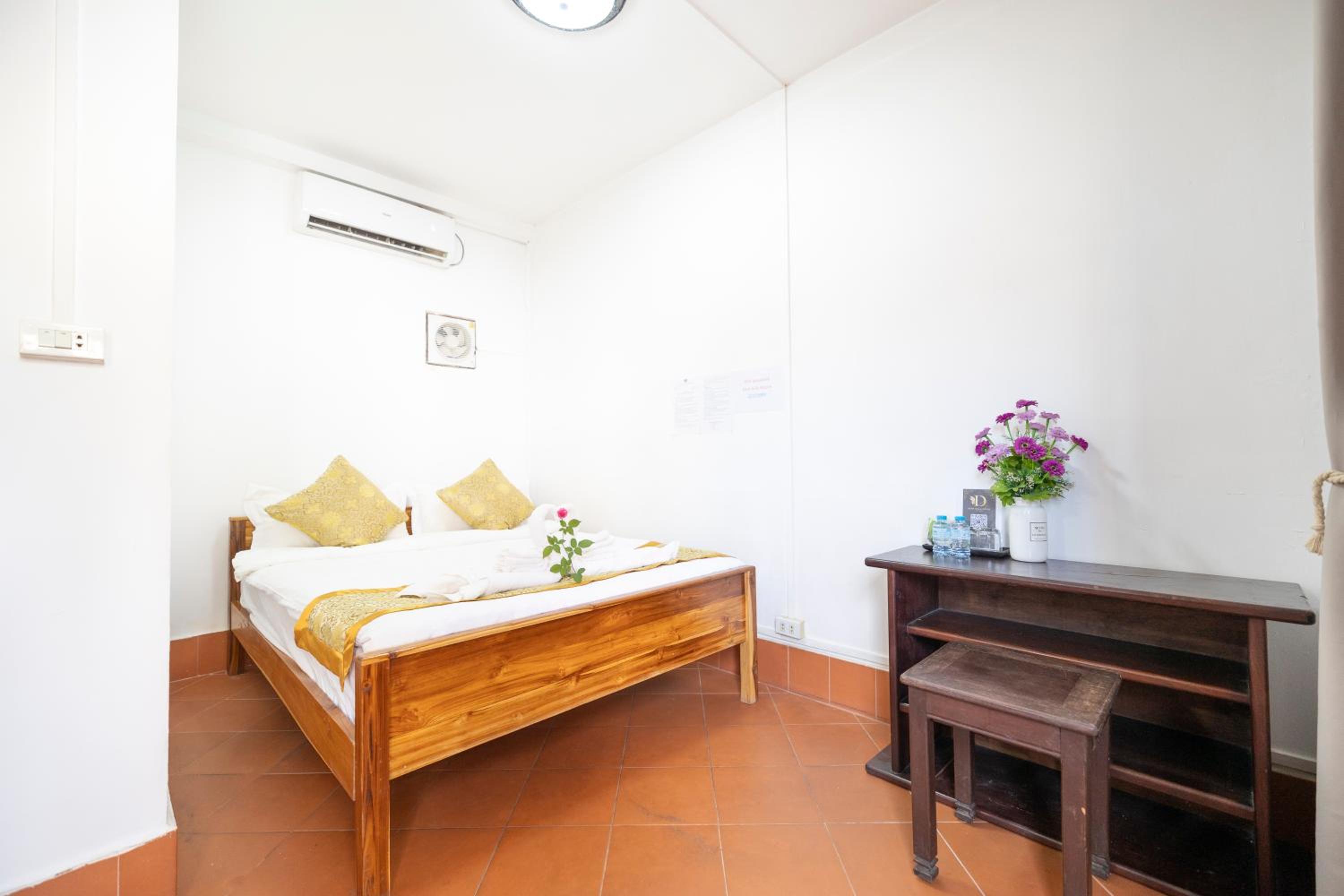 Superior Single Room