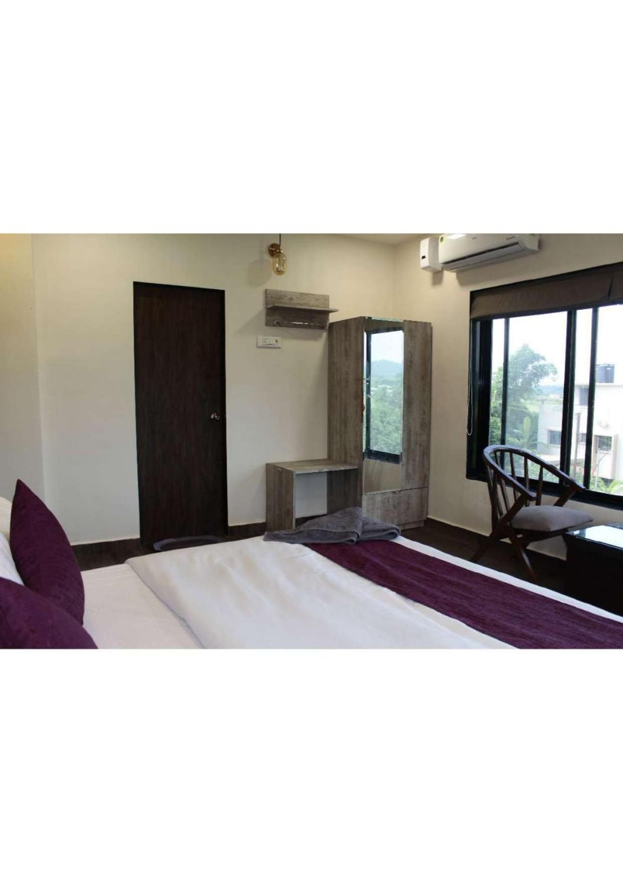 Villa photo 2