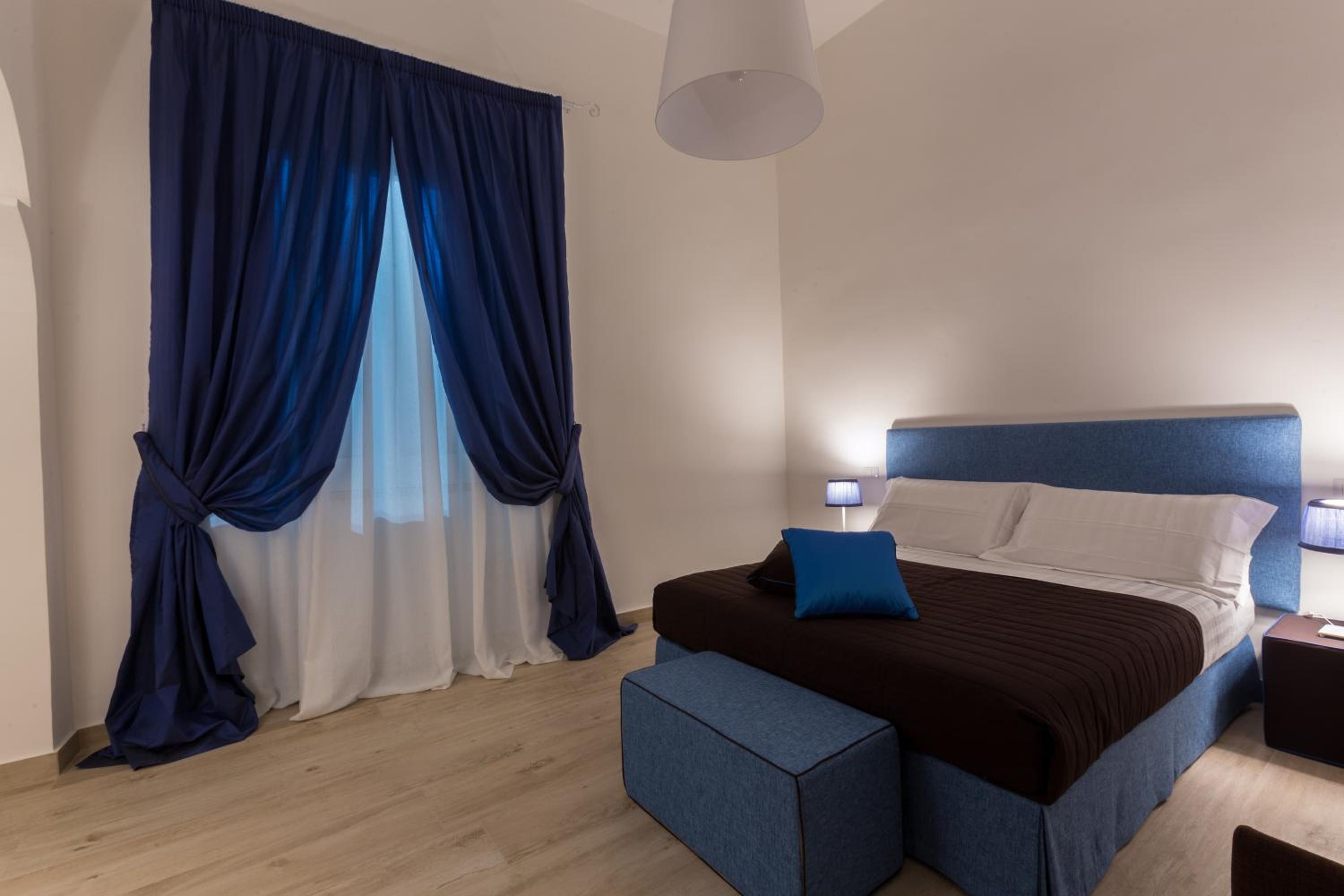 Double Room with Private Bathroom - Photo 1